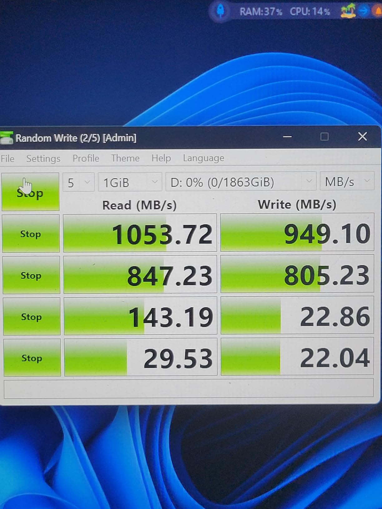 Crucial X9 Pro 1TB Portable SSD, Up to 1050MB/s Read & Write, USB-C customer photo 2