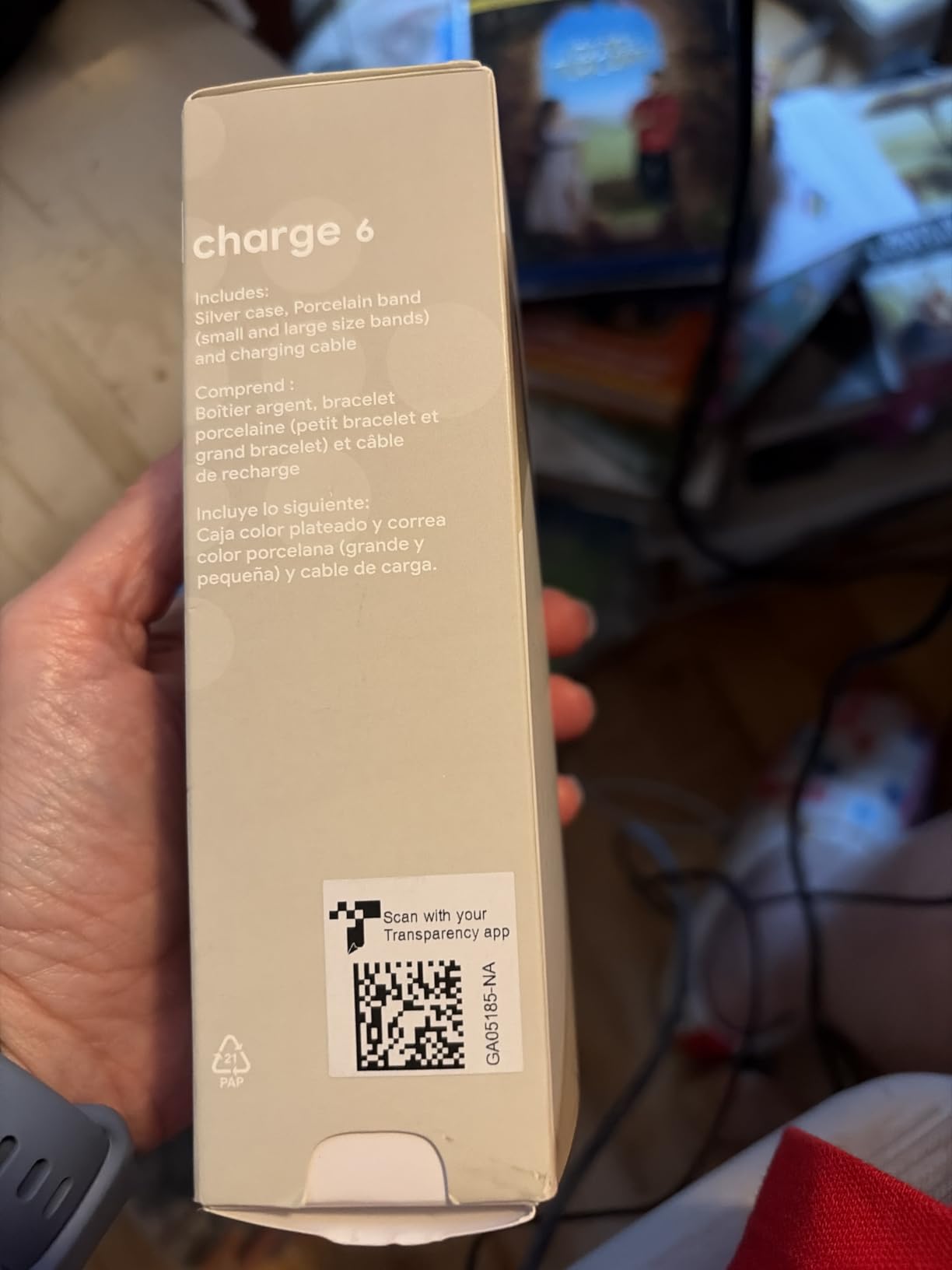 Google Fitbit Charge 6 - Fitness Tracker - Obsidian/Black customer photo 2
