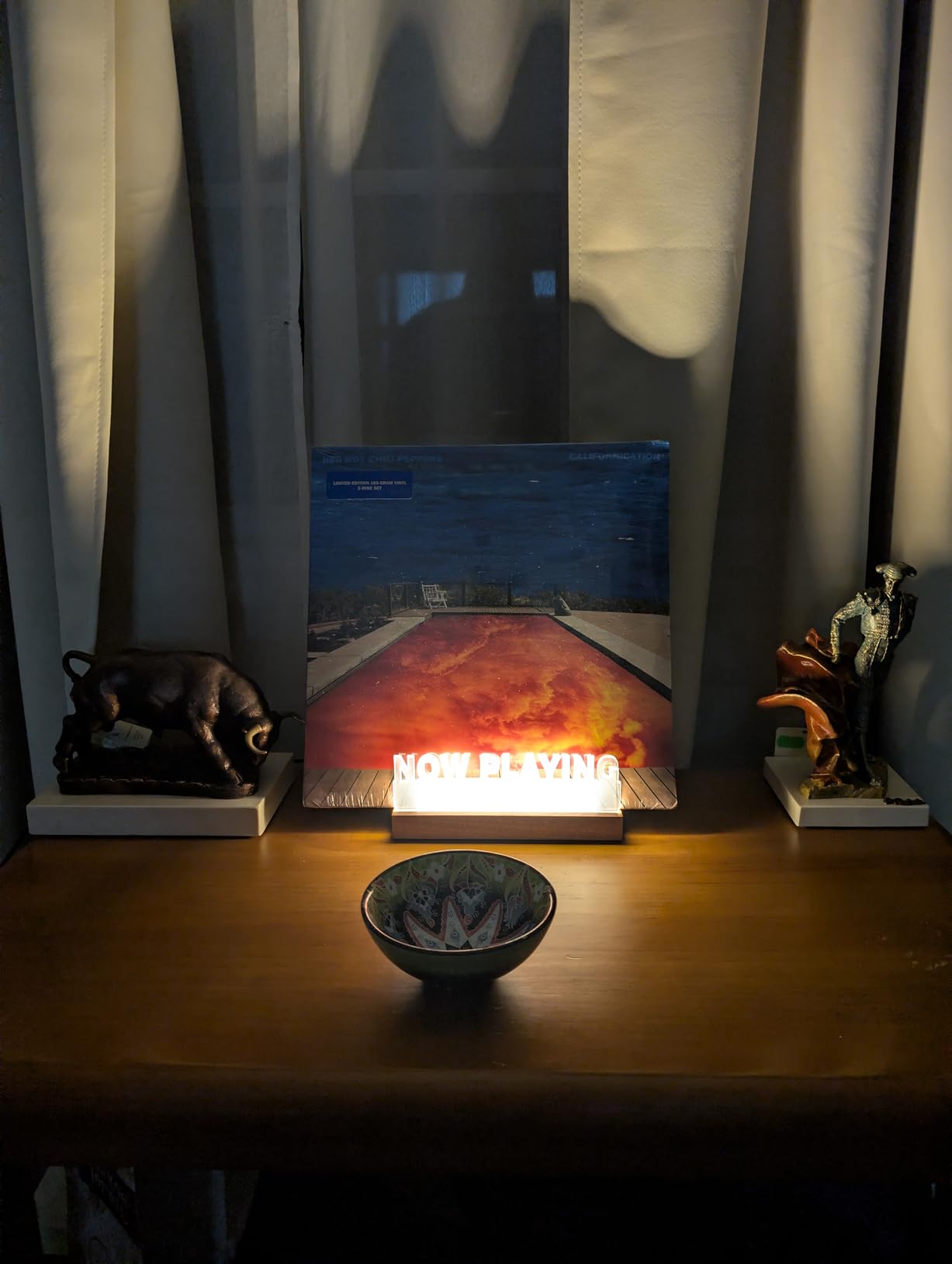 CoolGift Mart Now Playing Vinyl Record Stand, Light up Record Holder, Wooden Acrylic Display with Warm White Lights for Albums, Room Decor, for Vinyl Lovers customer photo 2