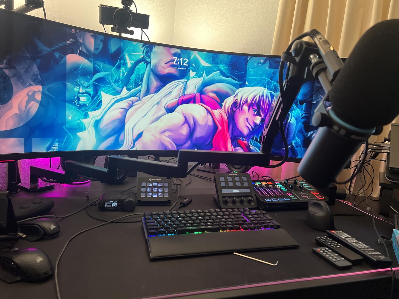 NEEWER Low Profile Mic Arm Desk Mount, 360° Swivel Boom Arm with Pneumatic Damping Adjustable, Cable Management, Compatible with Shure MV7 SM7B Blue Yeti Gaming Streaming Podcast Microphone, MS002 customer photo 2