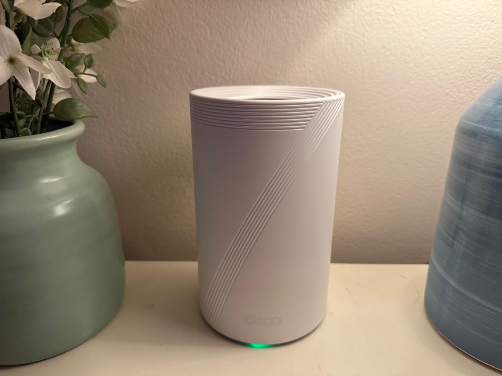 TP-Link Deco 7 Pro BE63 Tri-Band WiFi 7 BE10000 Whole Home Mesh System (3-Pack) - Up to 7,600 Sq.ft., Four 2.5G WAN/LAN Ports, 6-Stream 10 Gbps customer photo 1
