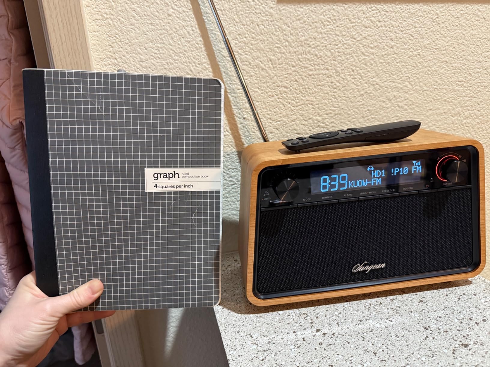 Sangean HDR-19 HD Radio/AM/FM-RDS/Bluetooth/AUX Premium Wooden Cabinet Radio customer photo 2