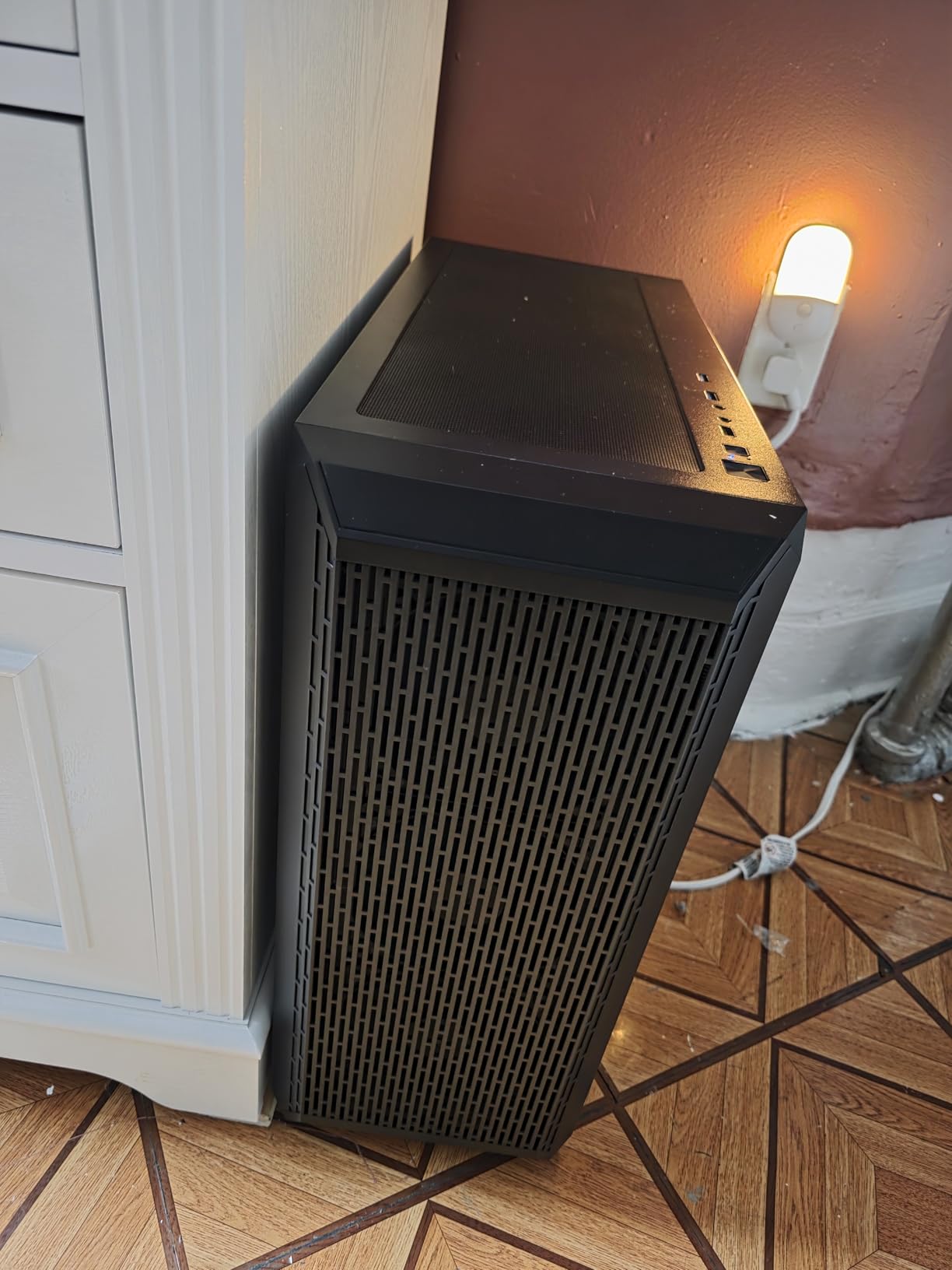 DARKROCK Classico Storage Master ATX NAS Computer Case with 4x120mm Fans, 10 x 3.5'' HDD + 3 x 2.5'' SSD customer photo 1
