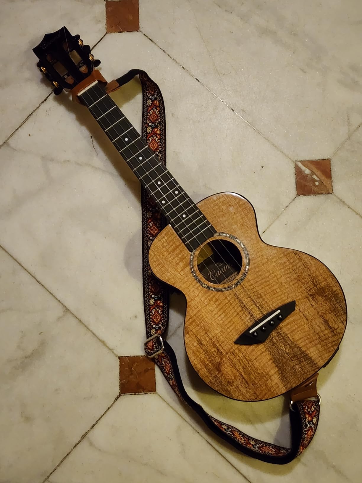 Glossy All Solid Mango Tenor Acoustic Electric Ukulele customer photo 2