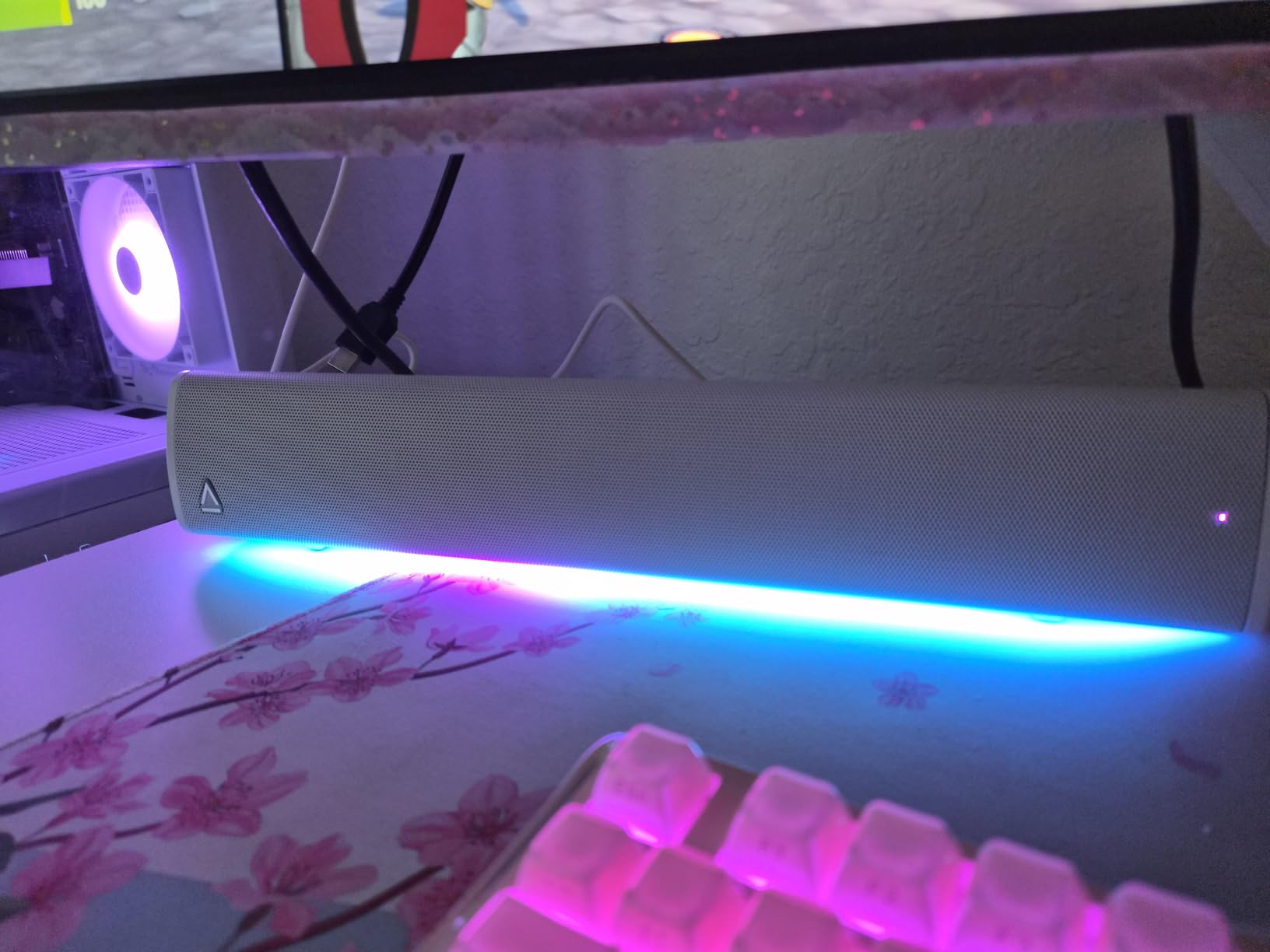 Creative Sound Blaster GS3 Compact RGB Gaming Soundbar, Superwide, Black | RGB Gaming Soundbar, Bluetooth, USB-C, Under Monitor, PC, Console, Compact Design customer photo 1