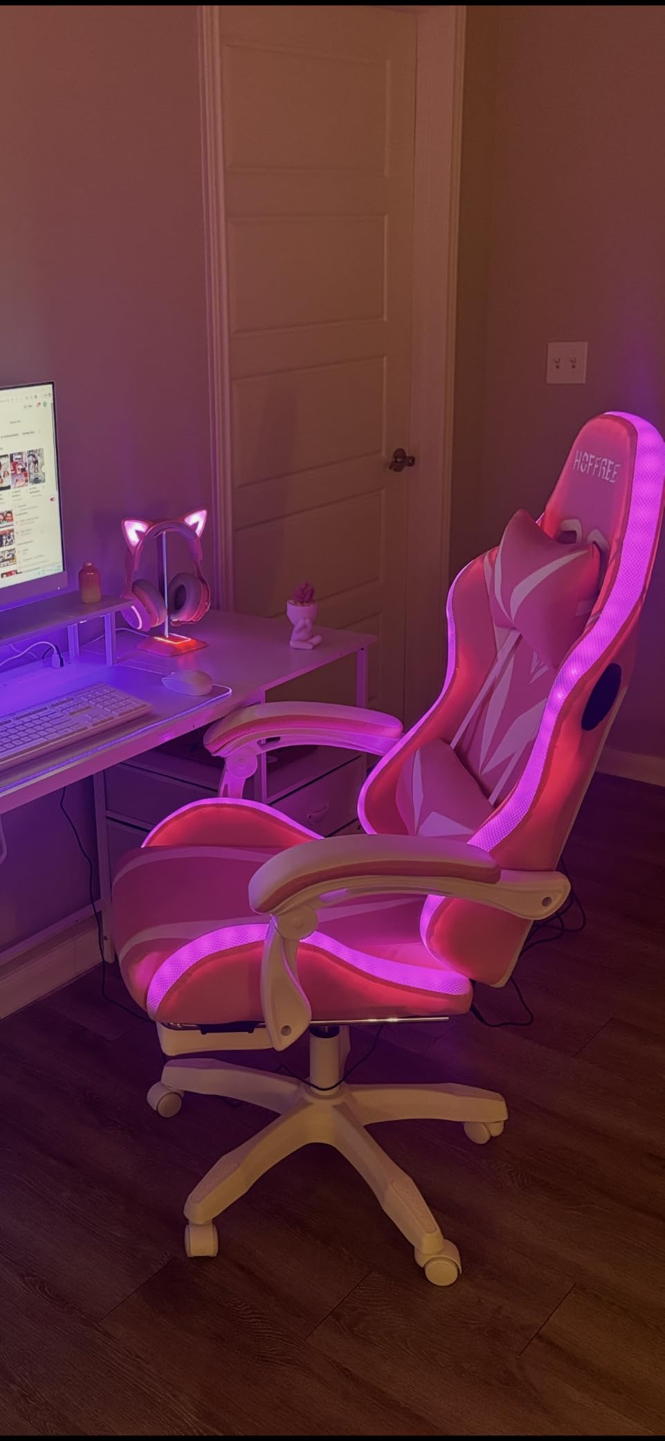 Gaming Chair with Speakers and LED Lights Ergonomic Computer Chair with Massage and Footrest Reclining Video Game Chair for Adults with Adjustable Lumbar Support Red and Black customer photo 1