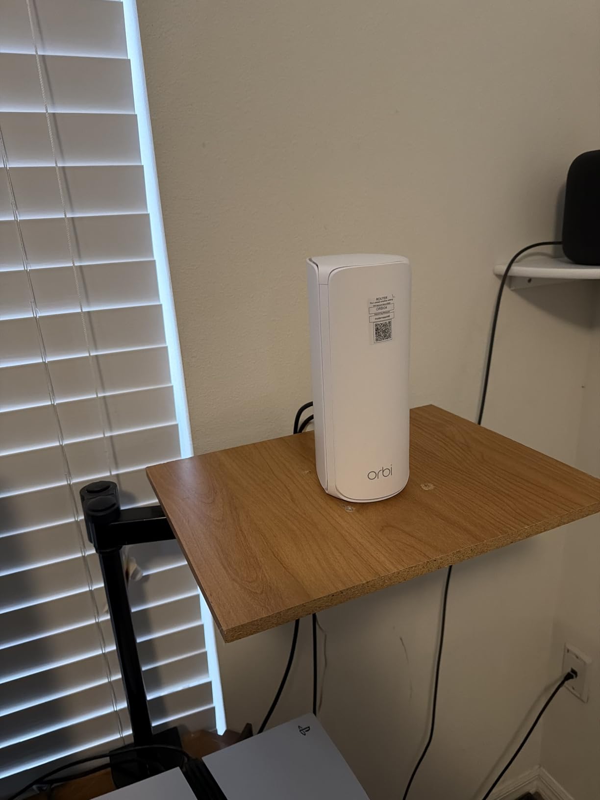 NETGEAR Orbi 770 Series WiFi 7 Mesh System, Up to 8,200 sq ft., 3 Pack | Up to 11 Gbps, 100 Devices, Easy Set Up, Tri-Band, Security Features, 2.5 Gig Port, Router + 2 Satellite Extenders, RBE773 customer photo 1