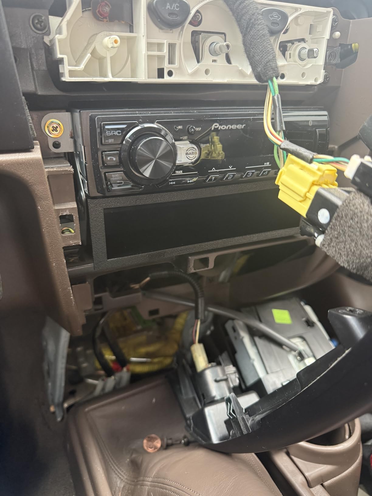 Pioneer MVH-S230BT 1-Din Car Stereo with Bluetooth, USB, AM/FM Radio | Digital Media Receiver, 50W x 4 Output, iPhone/Android Compatible, Front/SW (mono) Selectable RCA Output customer photo 2