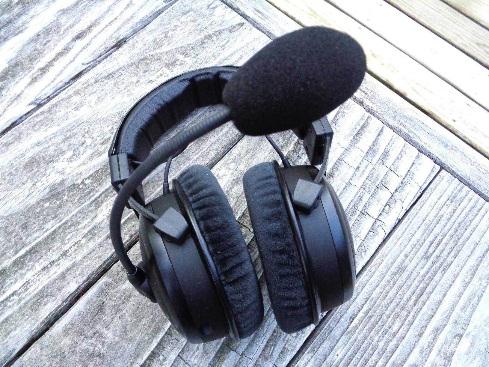 beyerdynamic MMX 330 Pro Open-Back Gaming Headset with Stellar.45 Driver and Condenser Microphone, Wired Gaming Headphone Suitable for PC, Gaming Console, PS, Switch. Handmade in Germany, Black customer photo 2