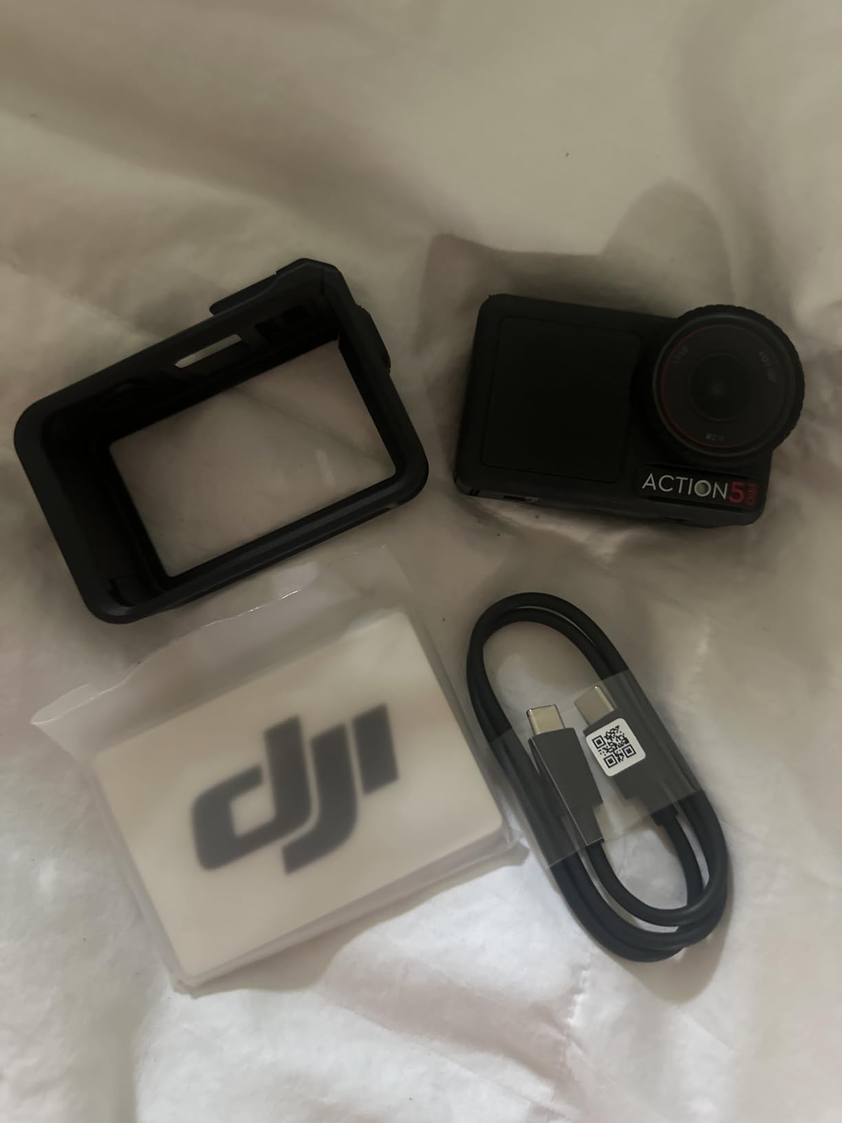 DJI Osmo Action 5 Pro Standard Combo, Waterproof Action Camera | 1/1.3