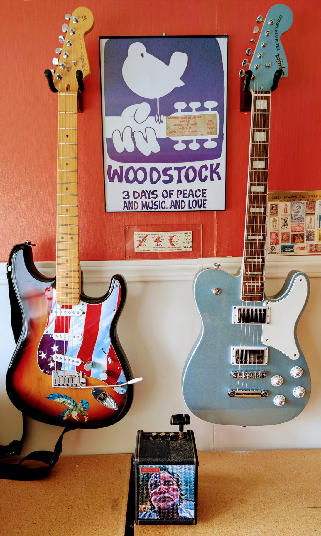 Guitar Wall Hanger 2 Pack U-Shaped Walnut Mount customer photo 1