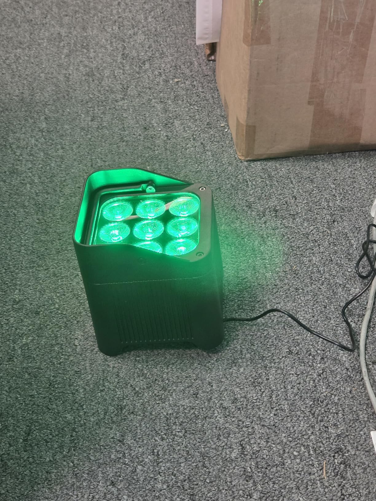 Battery Powered Stage Lights Uplights Rechargeable Par Lights IP65 Waterproof 9X18W LED 9600mAh RGBWAUV 6in1 with APP DMX Stage Uplighting for Event Wedding Party DJ Show Church customer photo 1