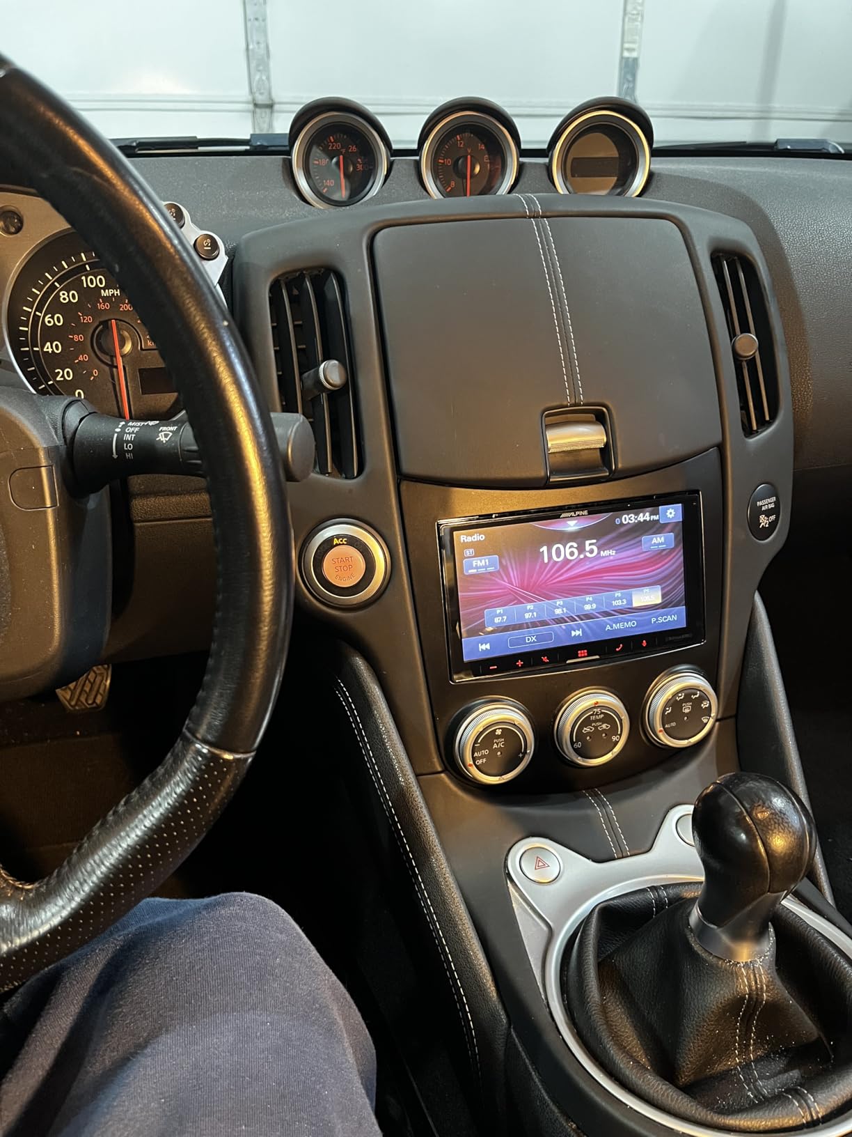 Alpine iLX-W770 Digital Multimedia Receiver with Wireless CarPlay and Android Auto Compatibility customer photo 1