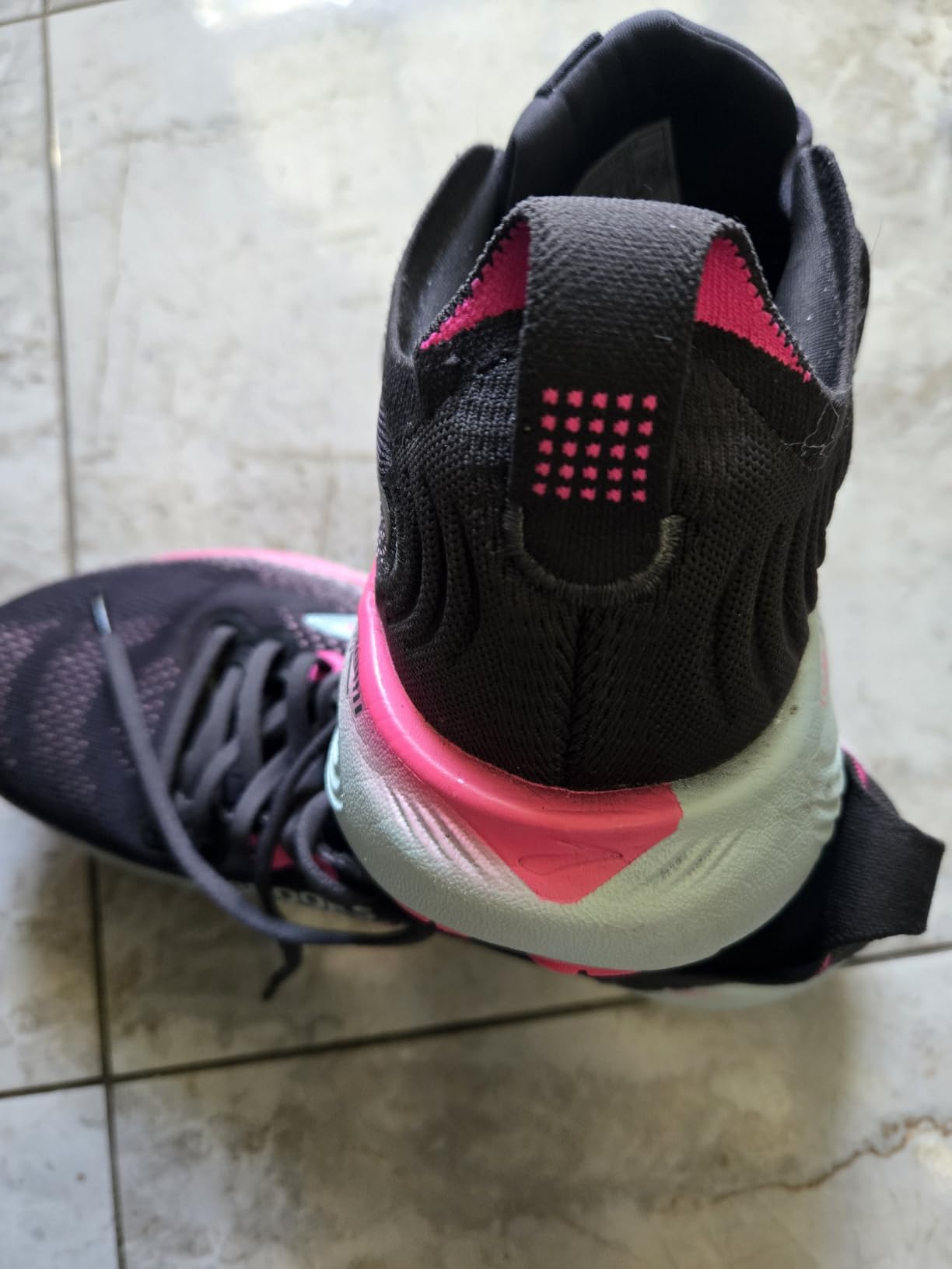 Brooks Women's Adrenaline GTS 25 Running Shoe customer photo 1