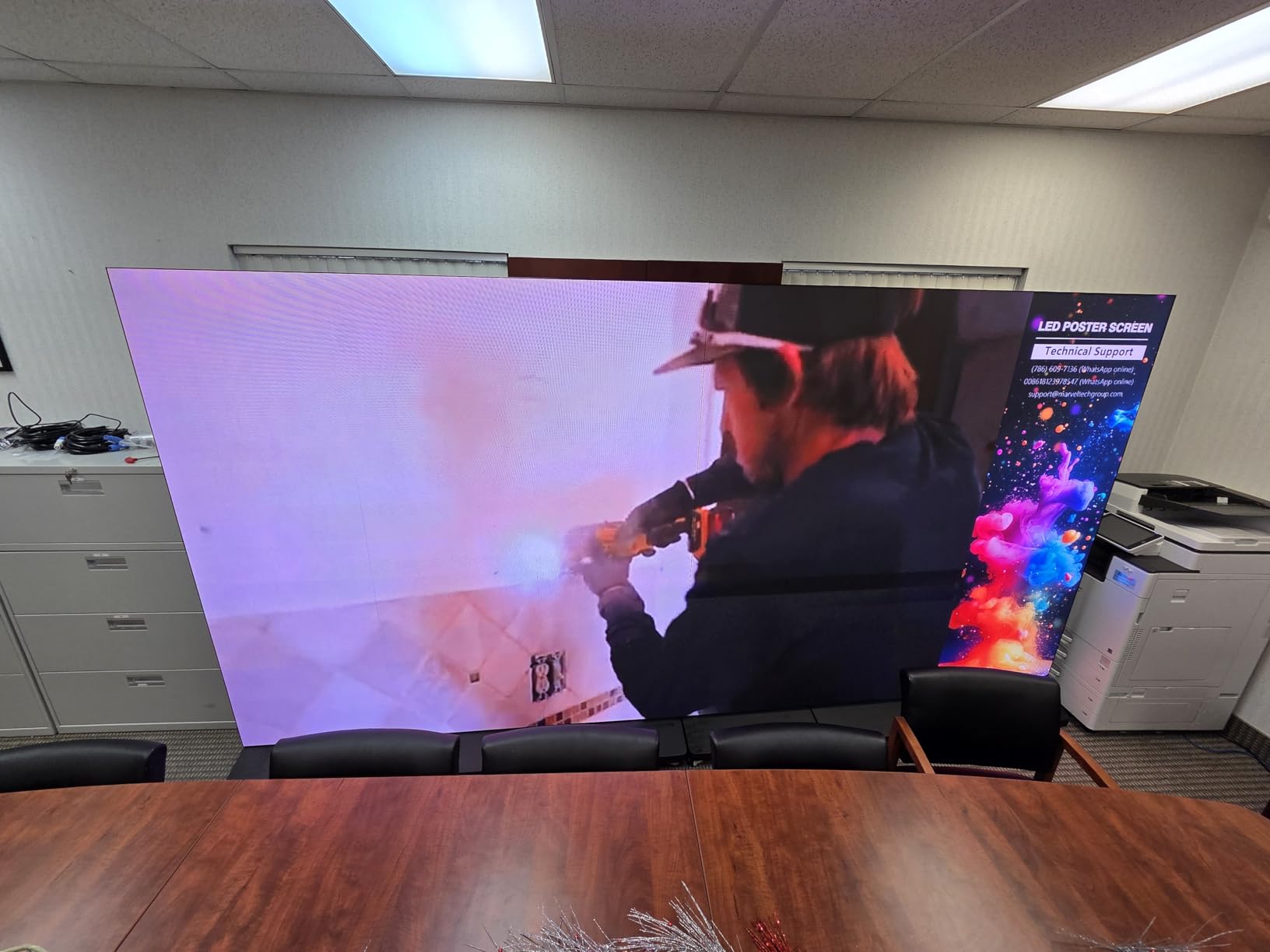 80 Inch LED Digital Signage Display with P1.86, LED Poster Screen Frameless Splicing, Advertising Display GOB LED Screen with Flight Case for Giant Commercial Events & Rentals (Black, 1 Unit) customer photo 1