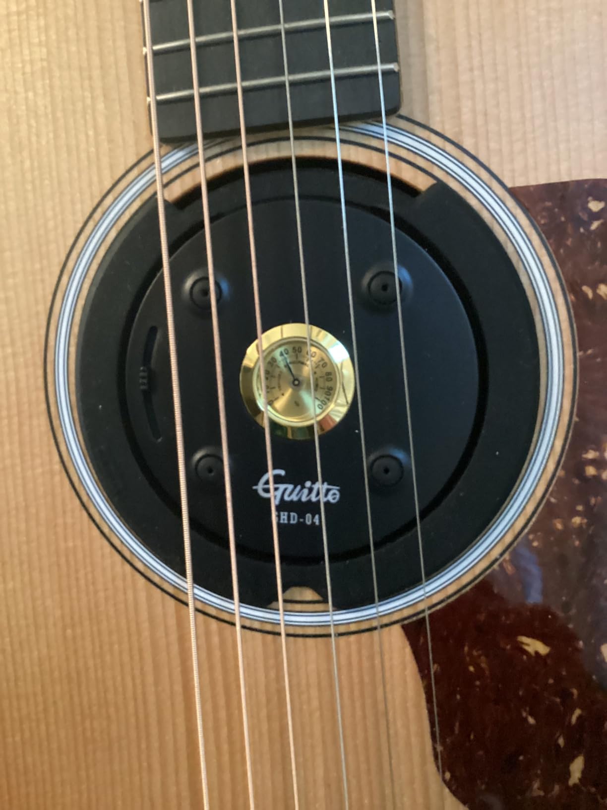 Guitar Humidifier Acoustic Soundhole Cover, 2 in 1 Humidity, Suitable for Most Standard Sound Holes (4'' to 4.3'') GHD-04 customer photo 1