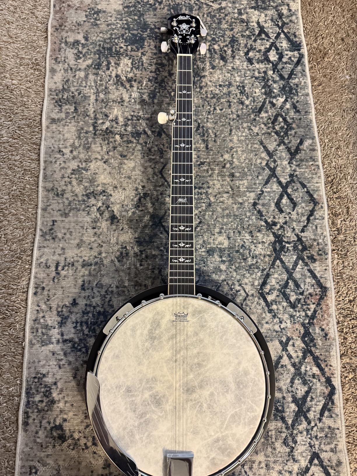 AKLOT Full-Sized Banjo with Remo Head: 38'' 5 String Banjo Set with Removable Resonator, Geared 5th Tuner, 24 Brackets, Deluxe Beginner Kit with Gig Bag, Strings, Strap, Picks, Tuner, Bridge Ruler customer photo 2