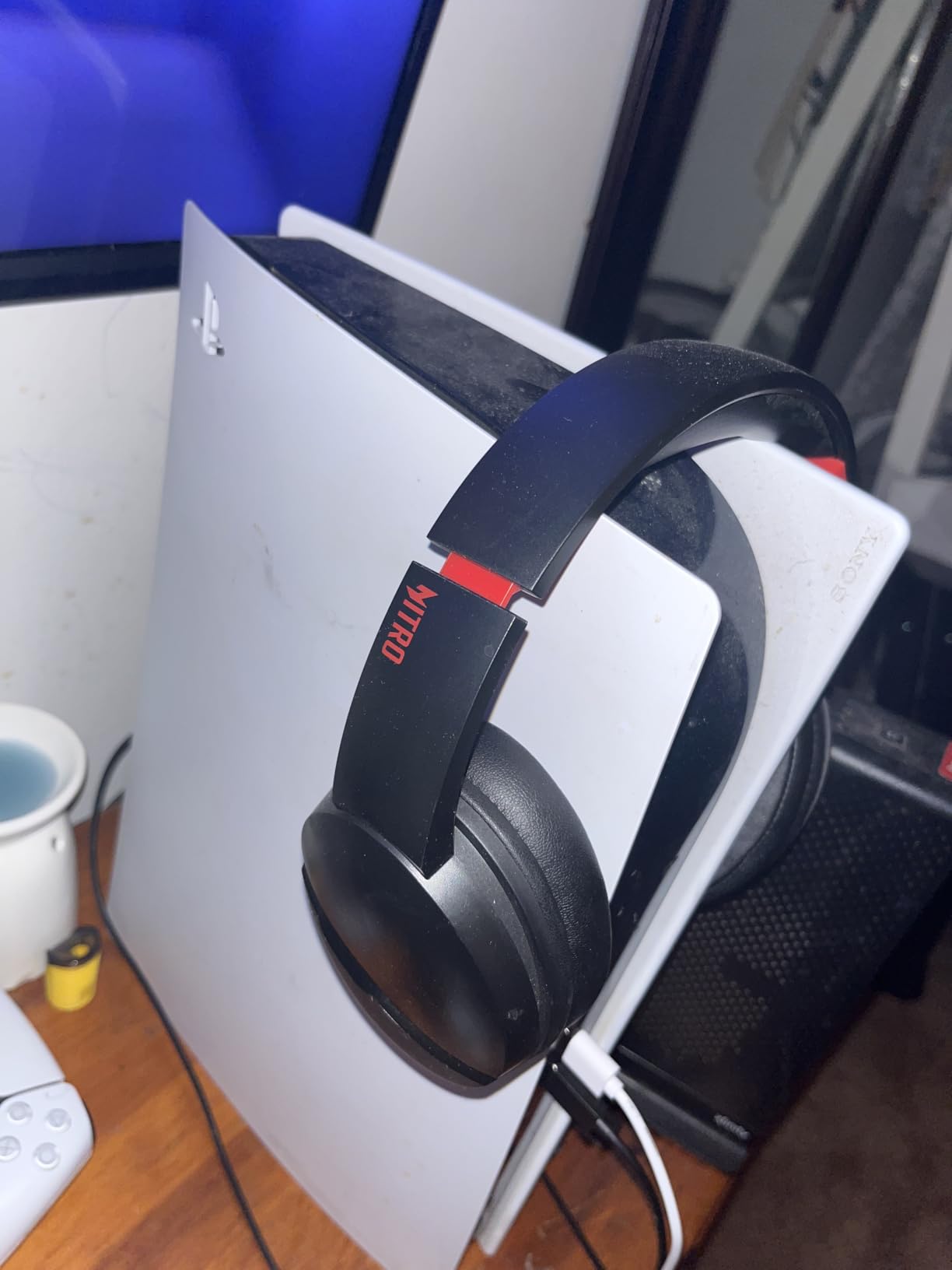 acer Wireless Gaming Headset, PS5 Headset with 2.4GHz for Ps5, Ps4, PC, Switch, Bluetooth 5.3 + 100Hrs Gaming Headphones with Noise Canceling Mic for Laptop, Mobile, Mac, 50mm Drivers (Black) customer photo 2