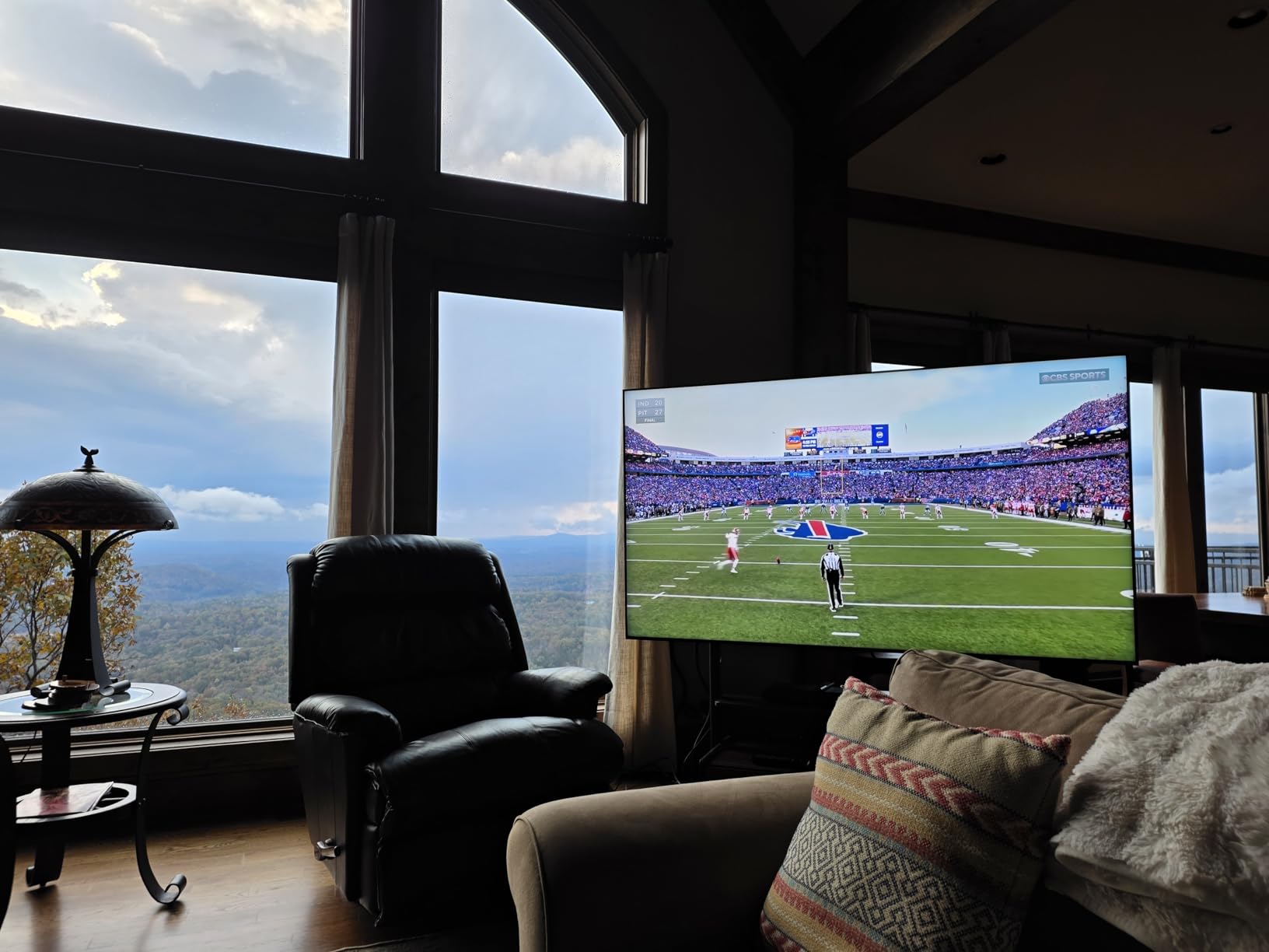 Samsung 75-Inch Class Neo QLED 4K QN90F Series, Vision AI, Mini LED Smart TV (2025 Model, 75QN90F) Neo Quantum HDR+, Object Tracking Sound+ w/Dolby Atmos, Glare Free, Gaming Hub, Alexa Built-in customer photo 2