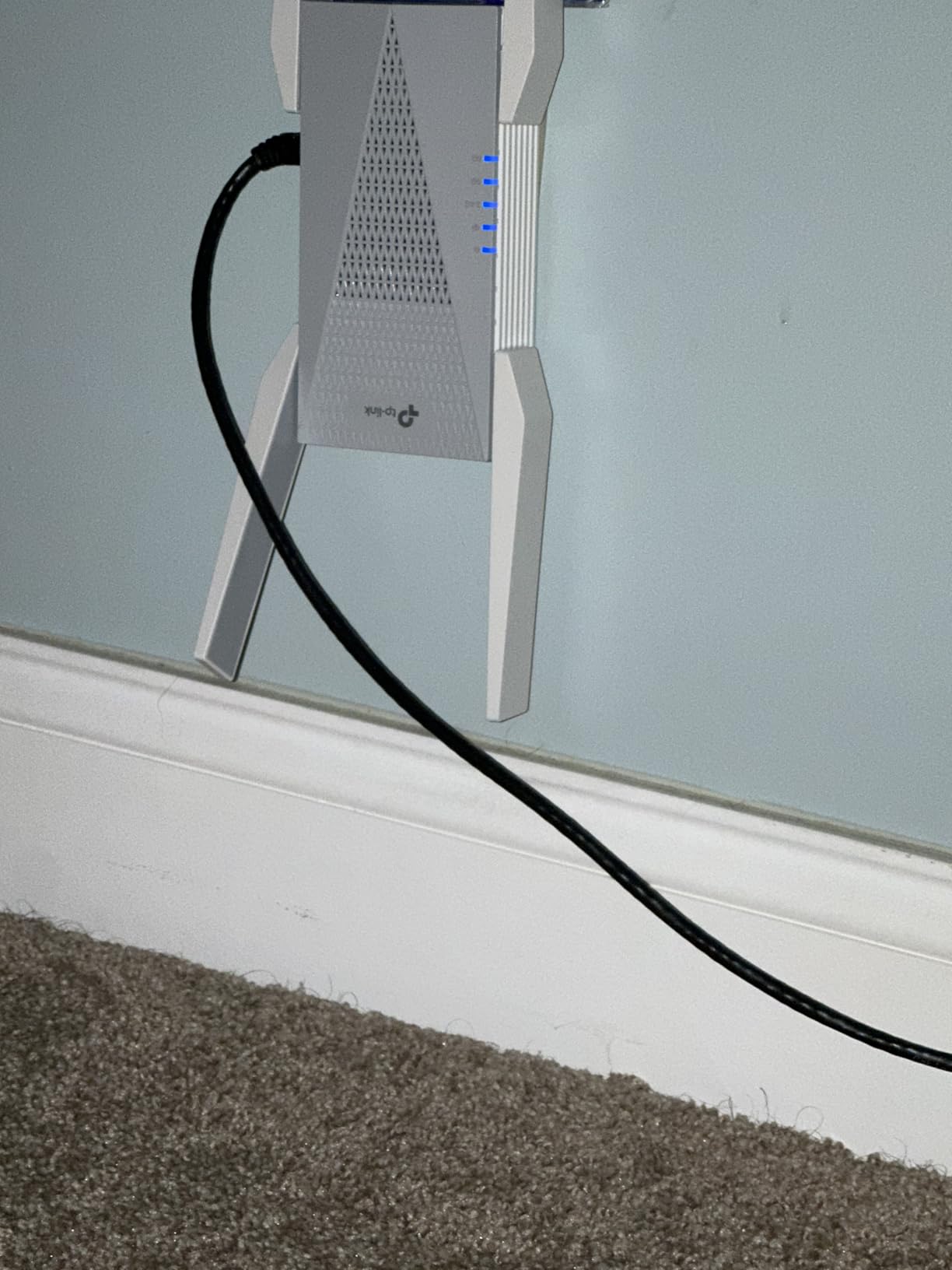 TP-Link BE10000 Wi-Fi 7 Range Extender RE653BE | 10 Gbps Tri-Band Wireless Repeater | 2.5 Gbps Ethernet Port | Internet Signal Booster for Home | Up to 2800 sq.ft, 128 Devices | 6 GHz, MLO, EasyMesh customer photo 1