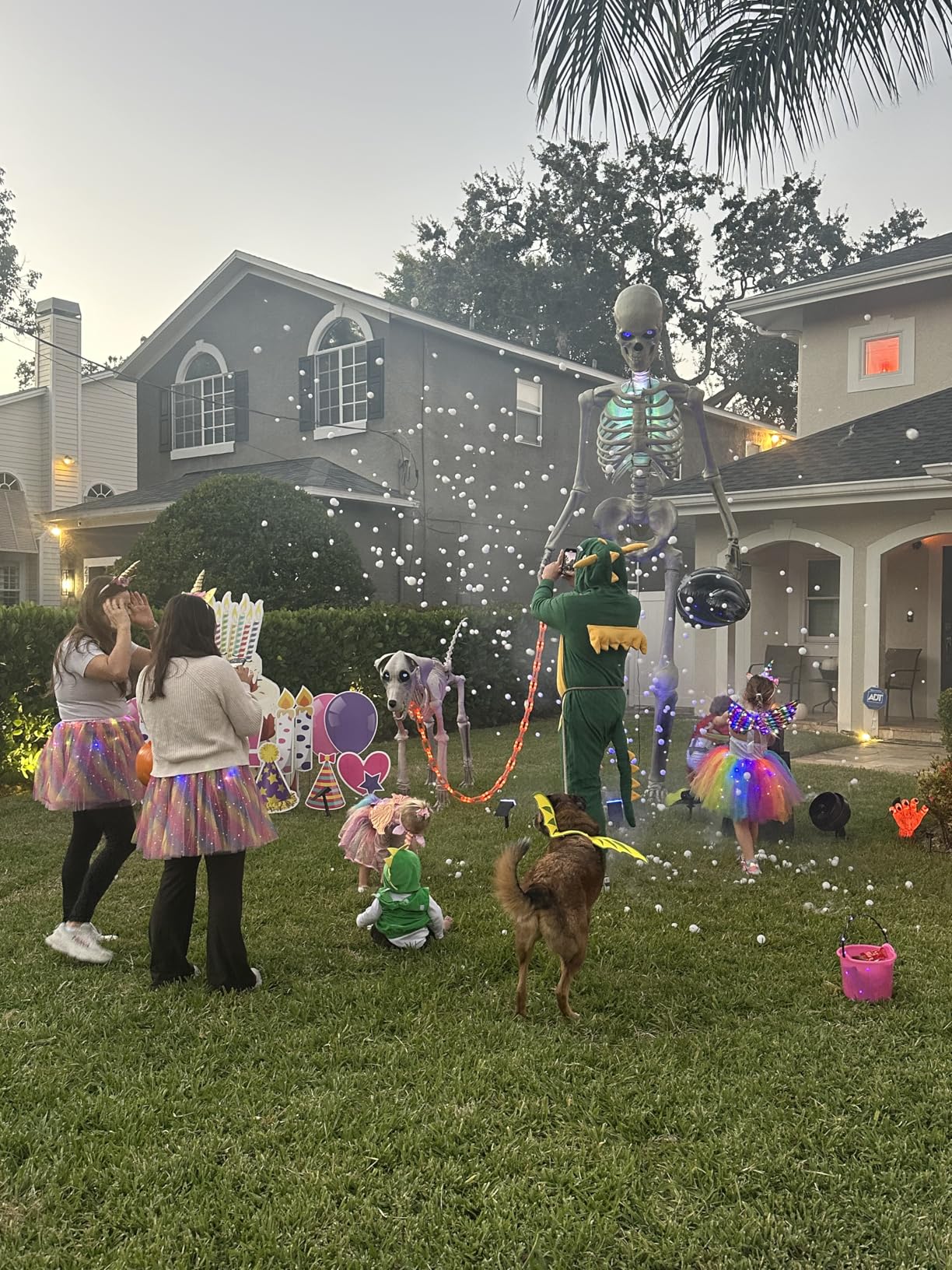 Wisdomlit Bubble Fog Machine, 3-in-1 Bubble Fogger with Remote Control | 450W Power, Durable Metal Housing, Colorful Bubbles / Fog Bubbles / Continuous Fog, Perfect for Stage Wedding Halloween Party customer photo 1