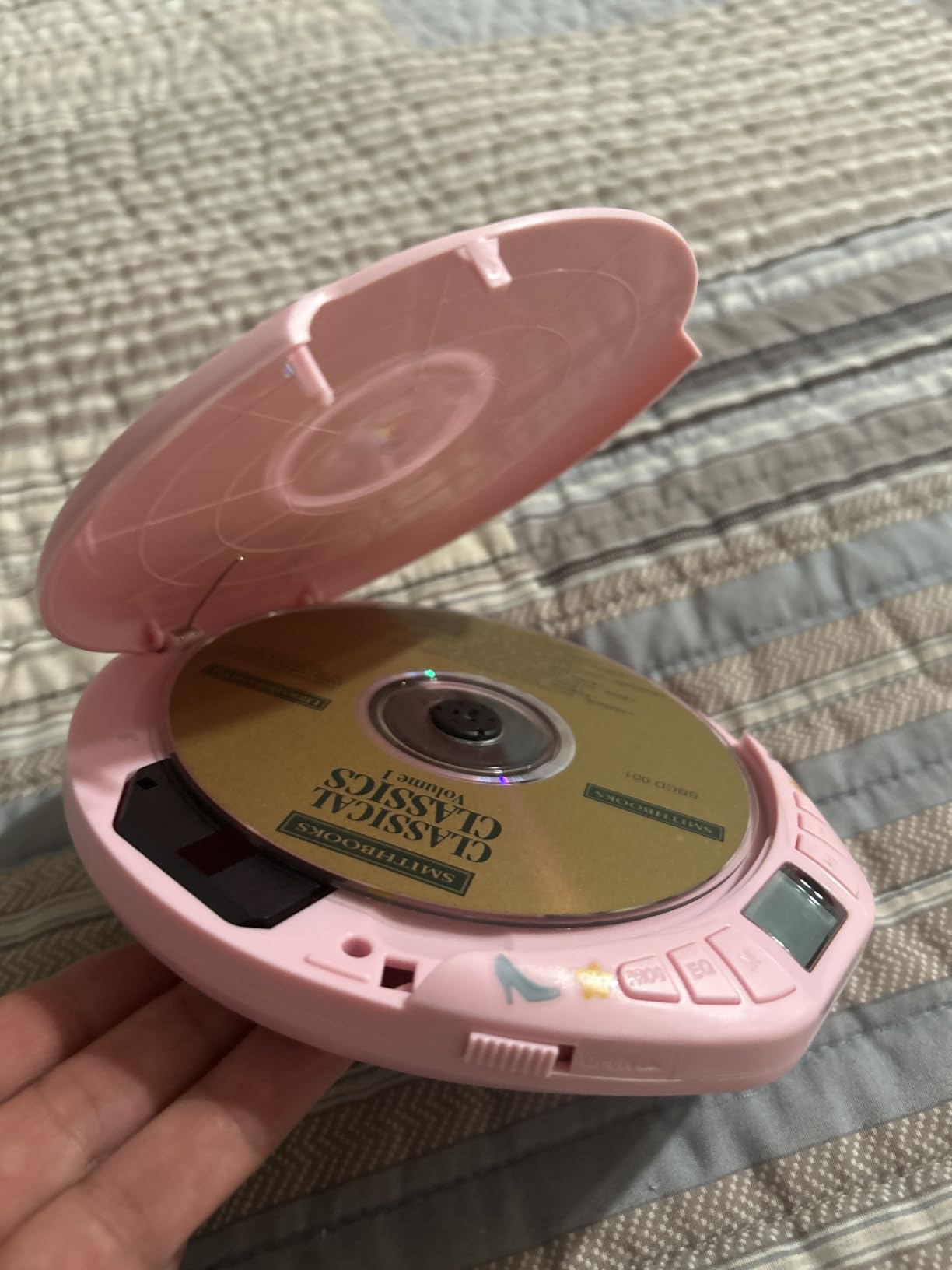 Gueray Portable CD Player with Earphones, CD Discman for Car Home | LCD display, Anti-Skip shockproof protection, PROG memory, repeat playback, personal music use, no bluetooth radio speaker customer photo 1