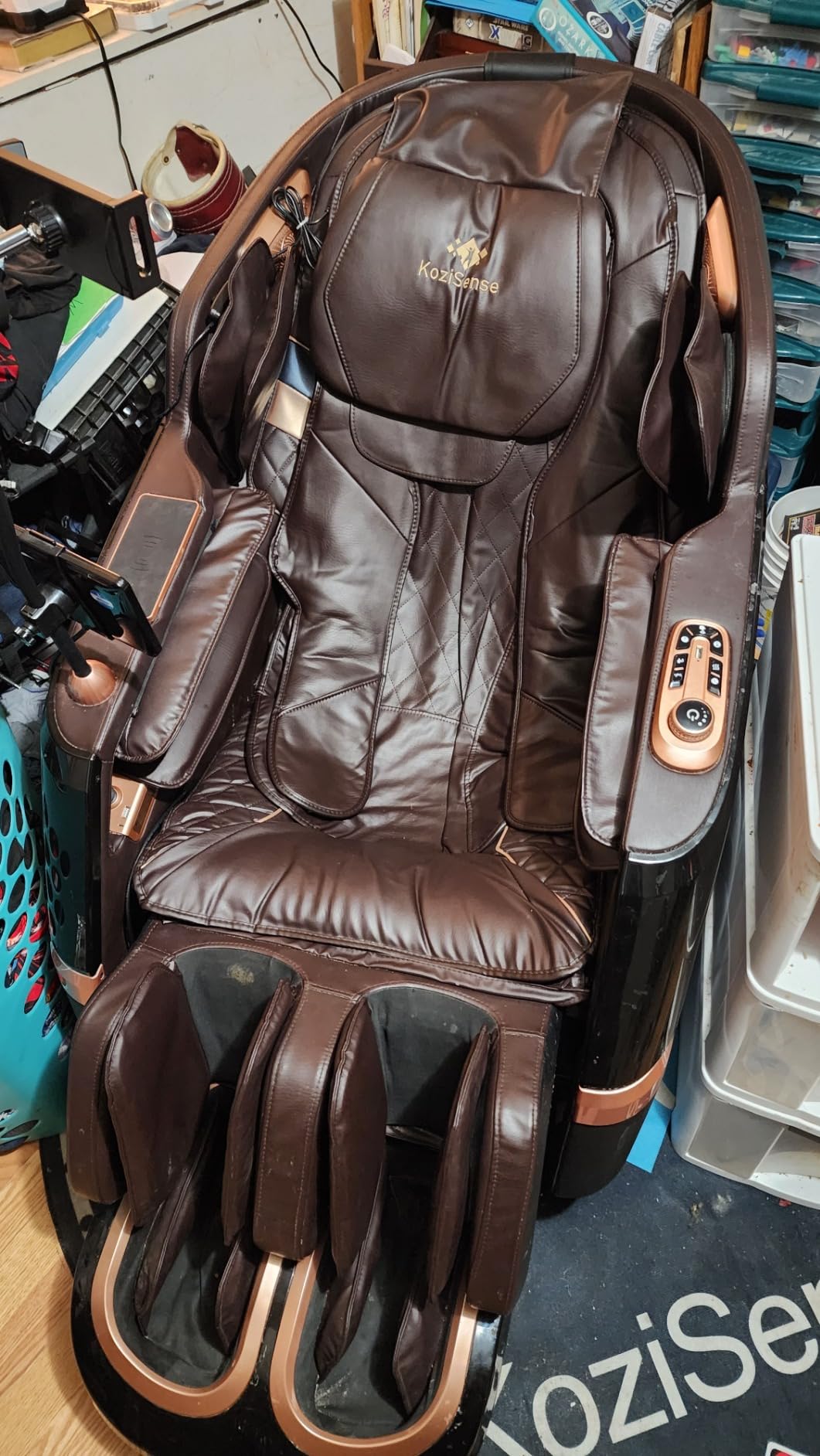 KoziSense A18 Zero Gravity Full Body Massage Chair with Heat customer photo 1