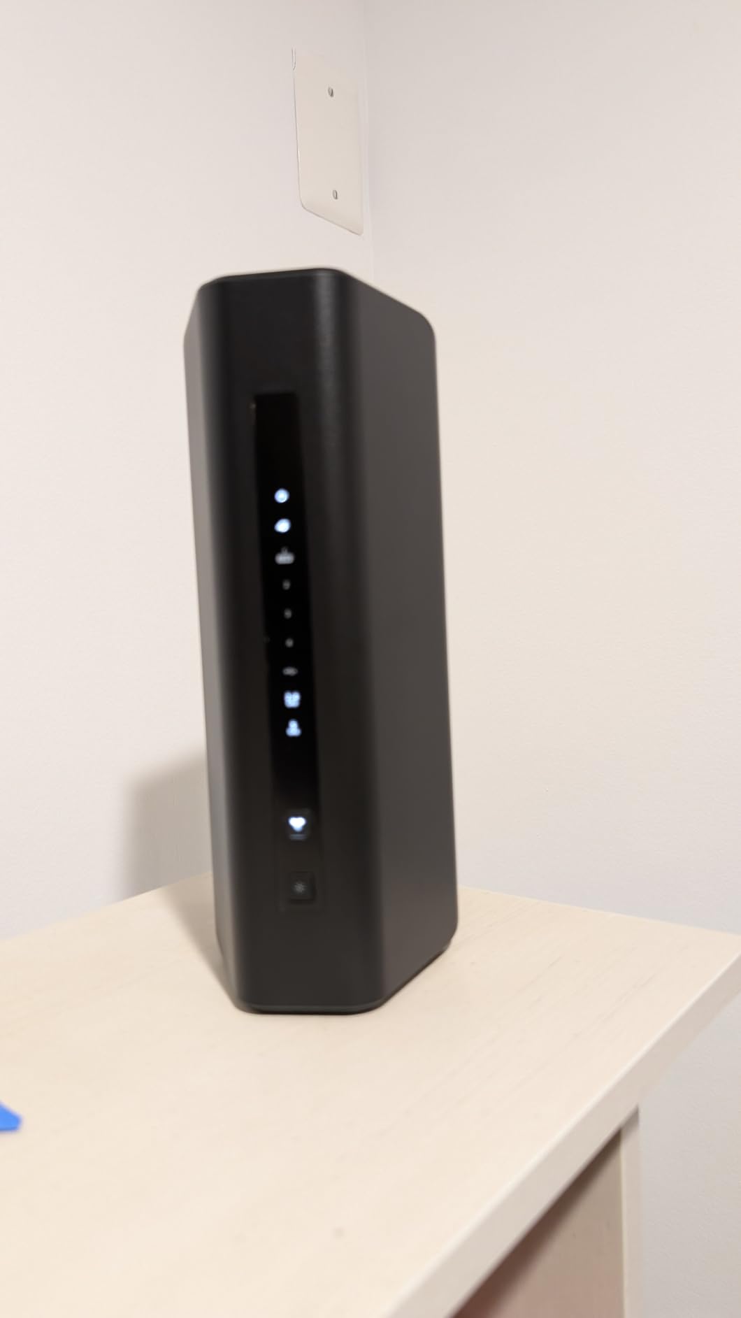 NETGEAR Nighthawk Dual-Band WiFi 7 Router (RS180), BE5500 Wireless Speed (up to 5.5 Gbps), Covers up to 2,500 sq. ft., 80 Devices, 2.5 Gig Internet Port, Free Expert Help customer photo 2