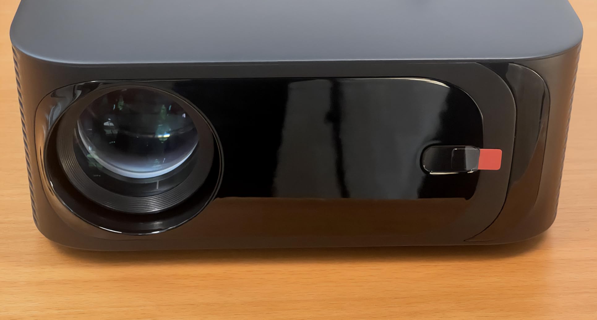 ONOAYO Outdoor-Projector-4K with AI Auto Focus,50WDolby Audio,Built-in Apps customer photo 1