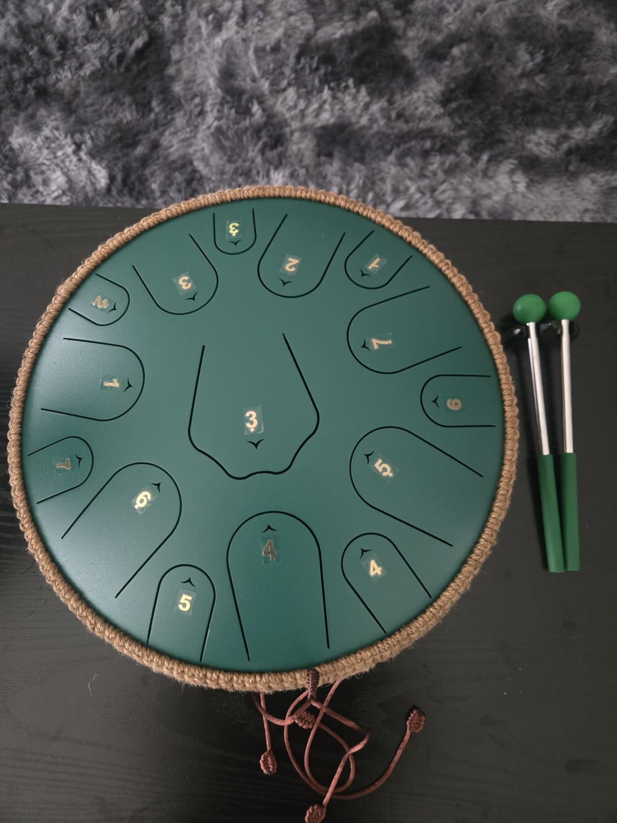 Steel Tongue Drum, 13 Inch 15 Notes Tongue Drums, C Major Drum Percussion Instruments, Handpan Drums with Music Book, Drum Mallets and Carry Bag (Black) customer photo 1