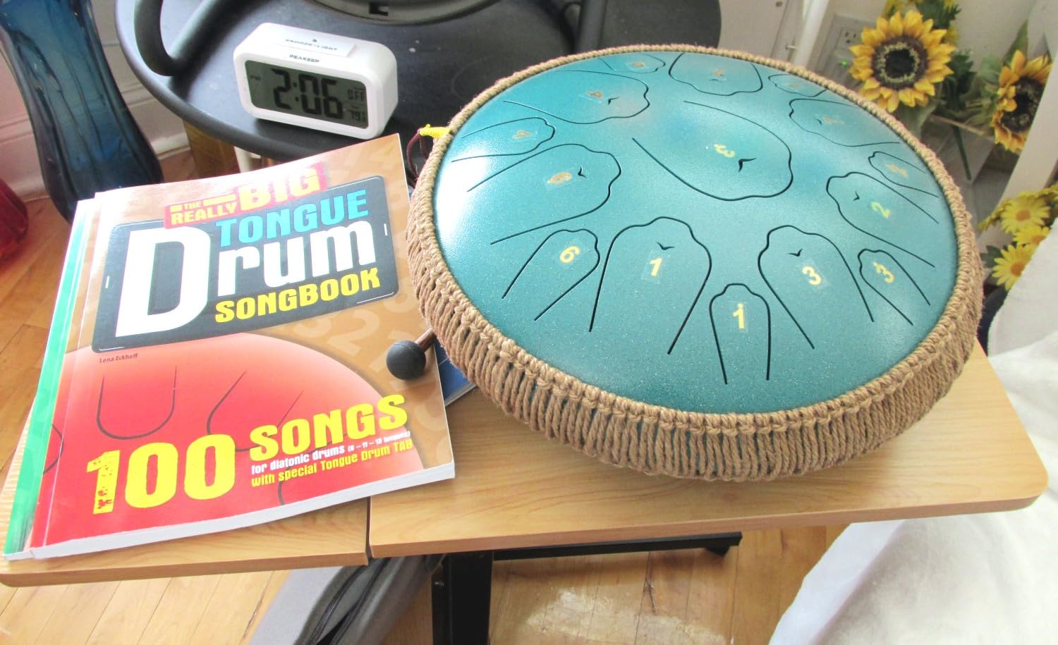 Steel Tongue Drum, 13 Inch 15 Notes Tongue Drums, C Major Drum Percussion Instruments, Handpan Drums with Music Book, Drum Mallets and Carry Bag (Black) customer photo 2