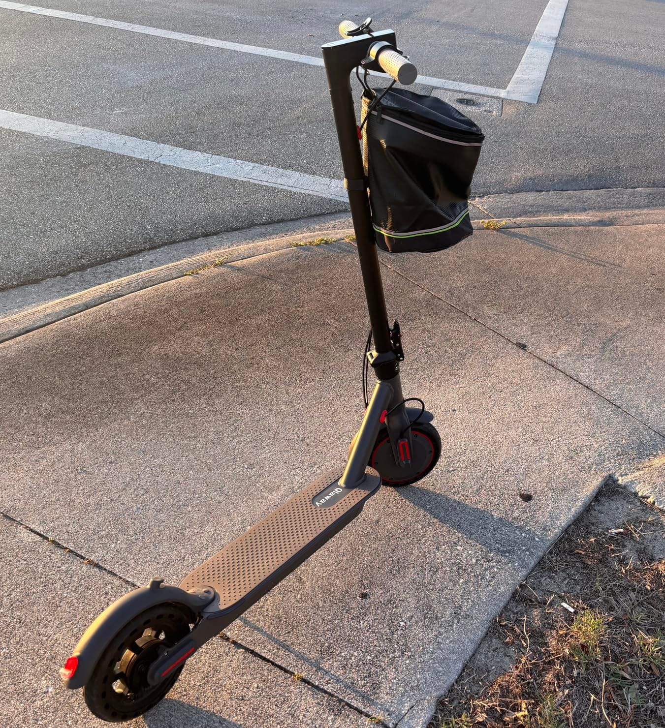 Qlaway Electric Scooter for Adults, 350W/500W Motor, 16-22 Miles Range, 8.5