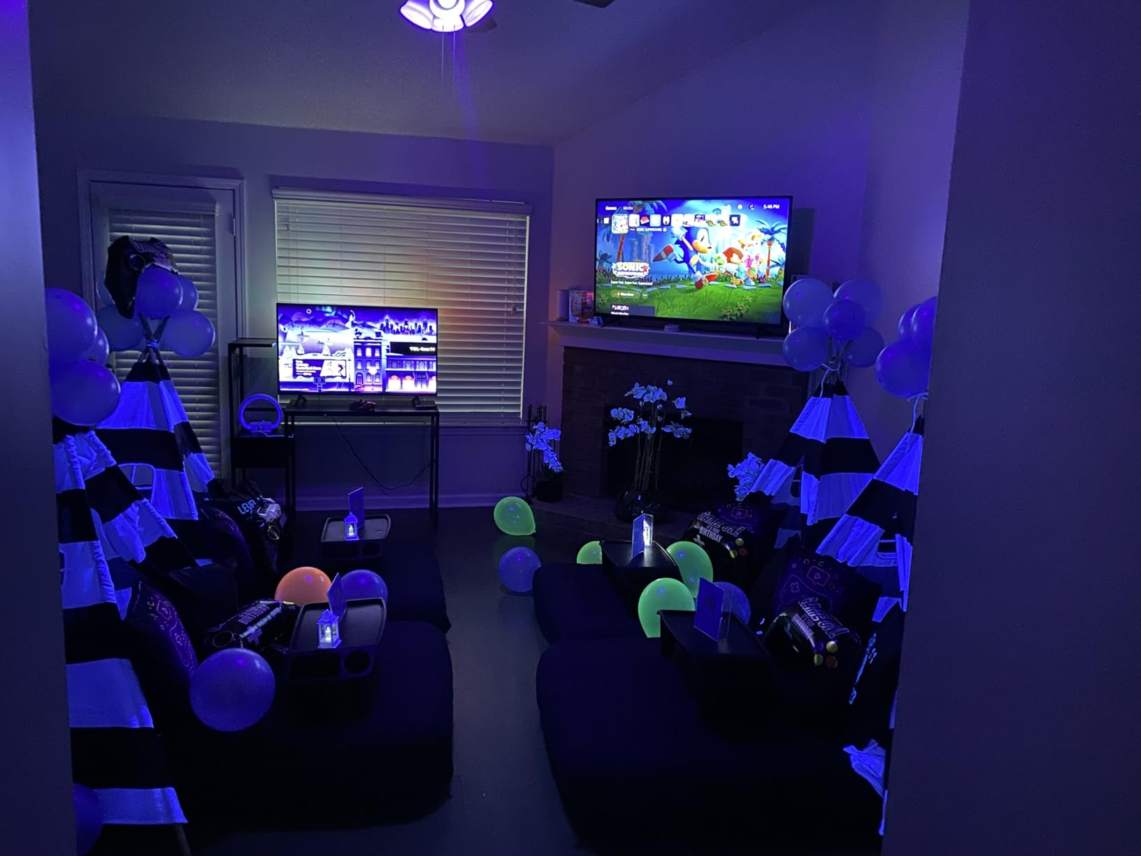 4 Pack LED Black Light Bulb 9W, A19 E26 Base, Party Glow Decor, Fluorescent Poster, 385-400nm, 120V customer photo 2