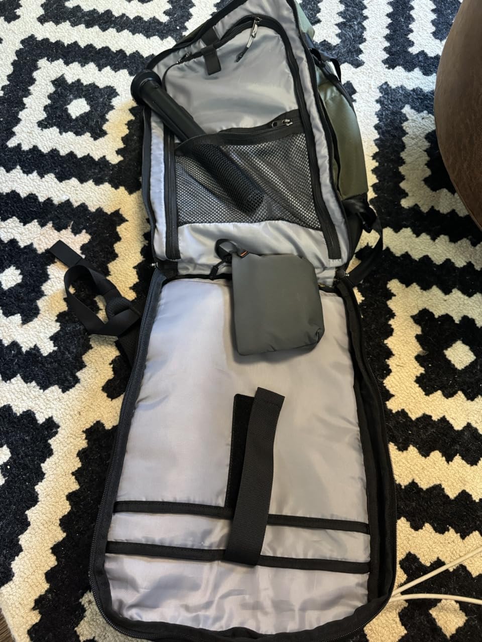 tomtoc Travel Backpack 40L, TSA Carry On Bag Flight Approved, PFAS Free | Carry on Luggage Backpack for Men Women, Water-resistant Business Airplane Rucksack for Travel Essentials Fit 17.3 Inch Laptop customer photo 2