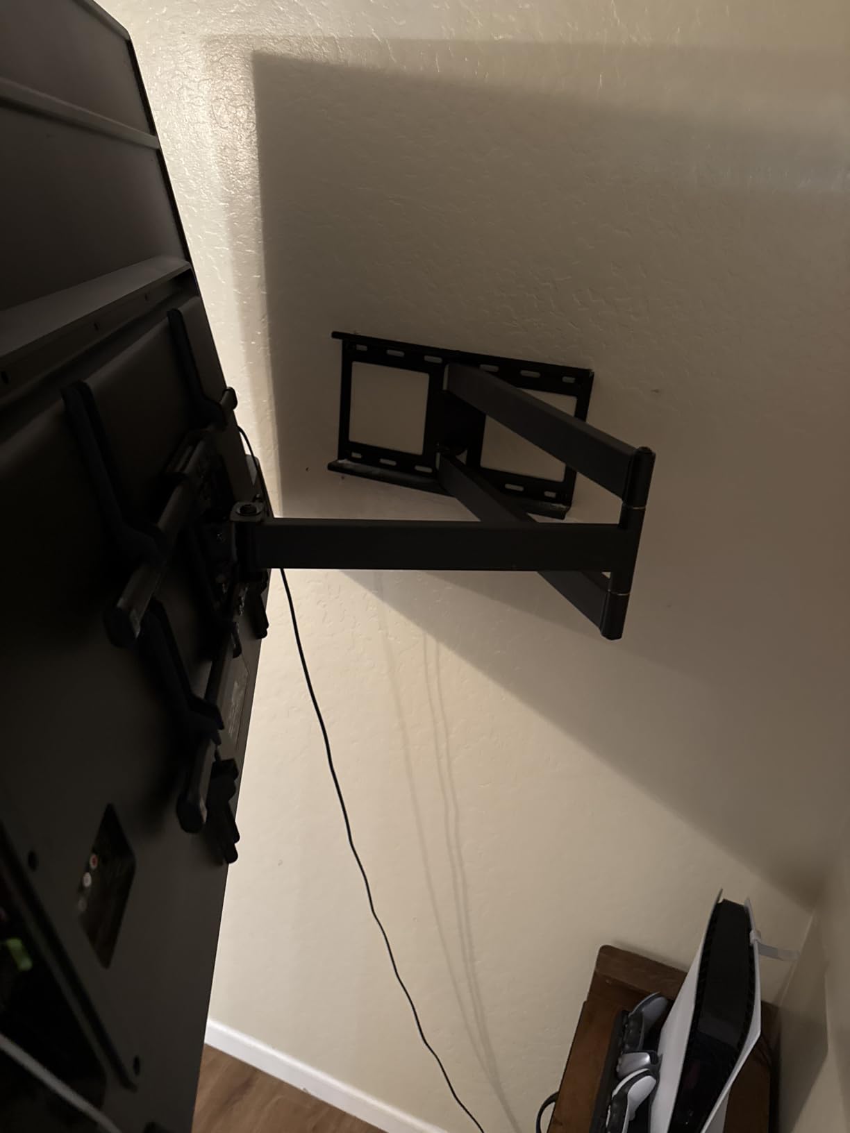 Heavy Duty TV Wall Mount with Extra Long Extendable Arm for 60-110 Inch TVs | Full Motion Bracket with Corner Swivel and Tilt, Holds Up to 275lbs, Max VESA 800x600mm, Fits 24