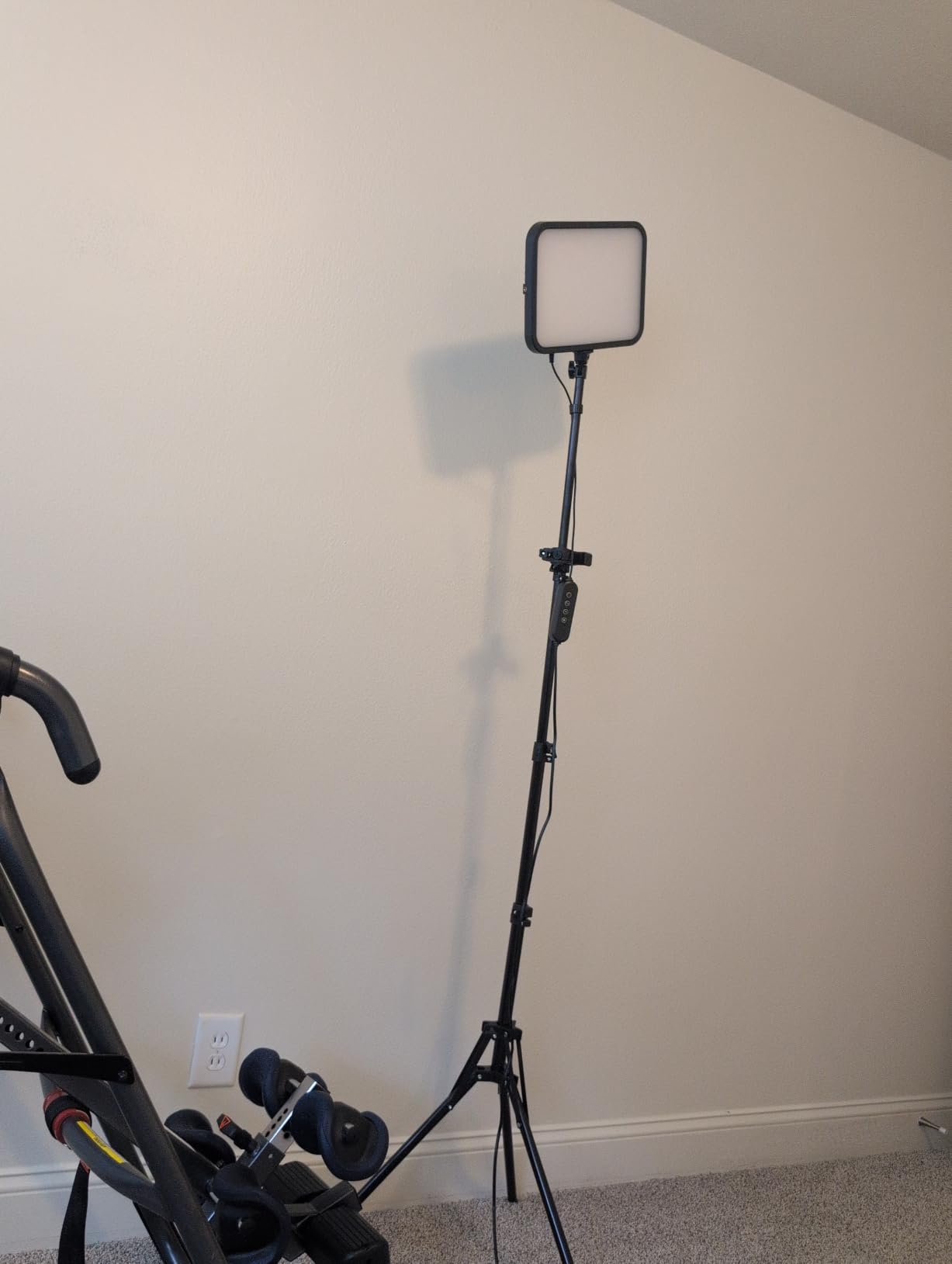 UBeesize 2-Pack LED Video Light Kit with Tripod Stand & Phone Holder | Ultra-Bright 3000-Lumen Dimmable Studio Lights for Live Streaming, Video Recording, Makeup, Gaming, YouTube and Photography customer photo 1