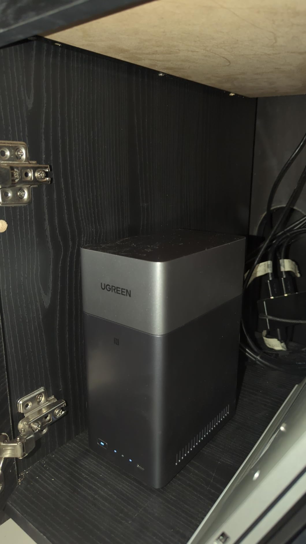 UGREEN NAS DH2300 2-Bay for Beginners & Personal Users, Phone Backup | AI Album, Private Cloud/Remote Access, File Sharing, Multi-Device Backup, Home Entertainment, 4GB RAM on Board (Diskless) customer photo 2