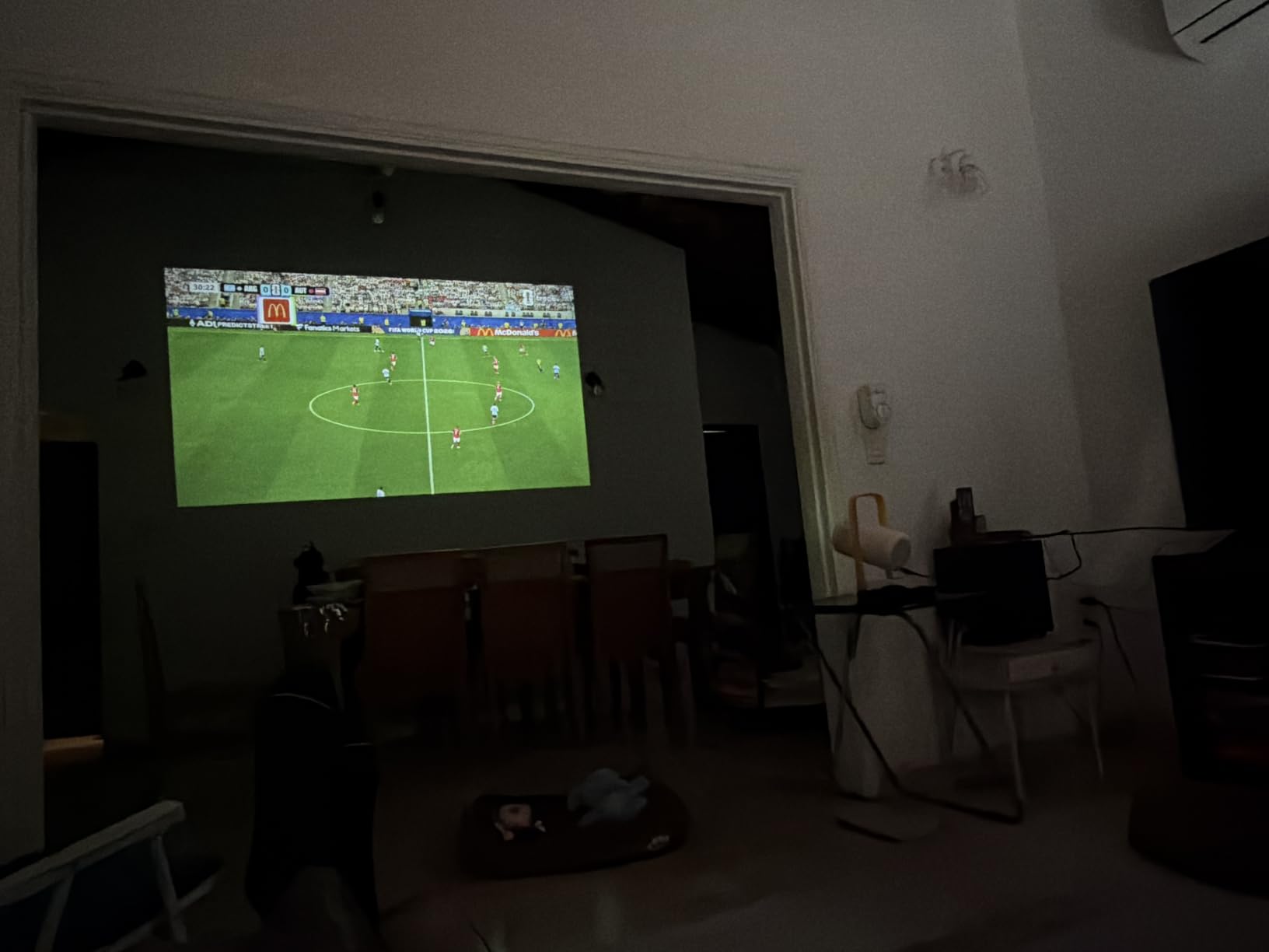 XGIMI Vibe One Battery Powered 1080P Smart Portable Projector (Cloud Ash) customer photo 1