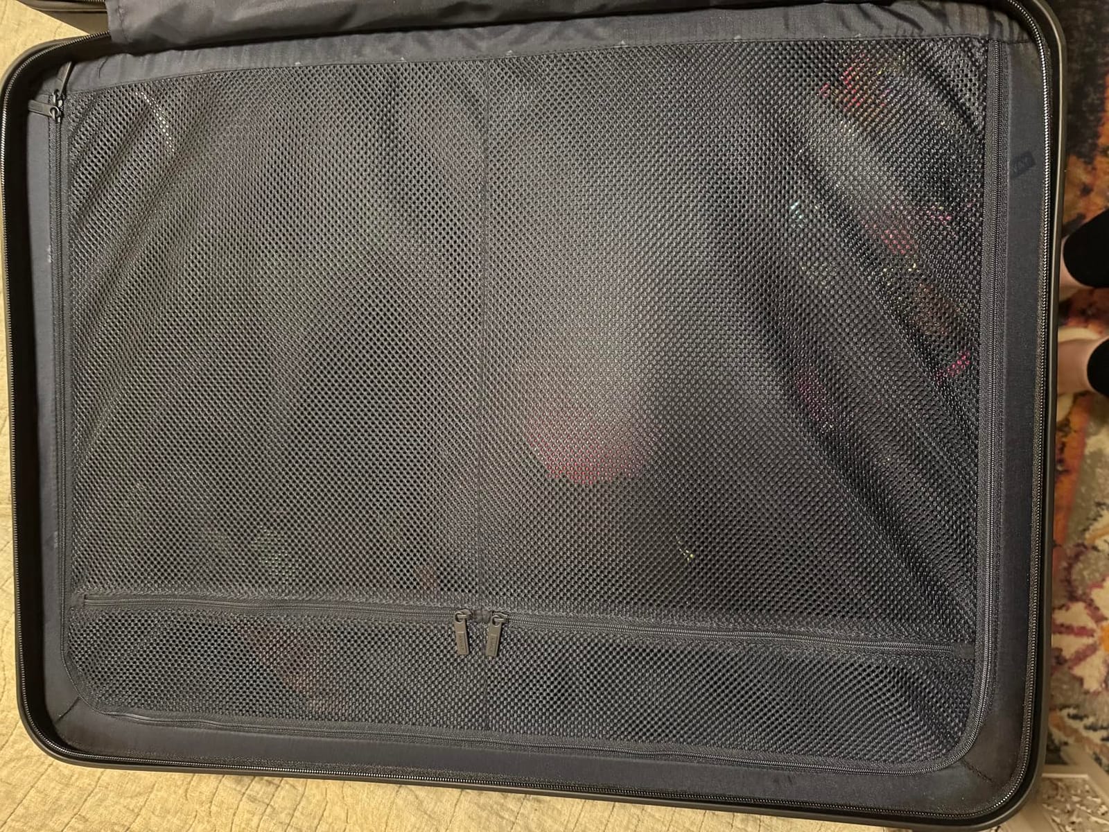 Away Large Checked Luggage, 29-inch Lightweight Hardside Spinner Suitcase customer photo 1