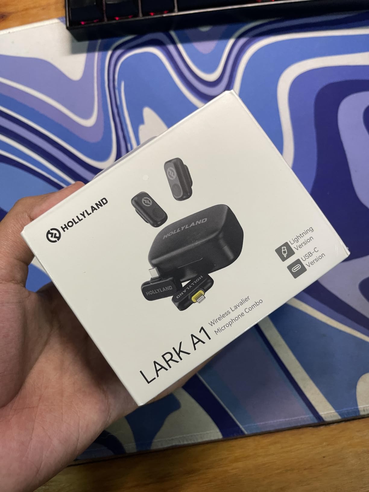 Hollyland Lark A1 Combo(2TX+2RX+Charging Case) Wireless Magnetic Microphone | Detail-Rich Audio, 42H Use, 3-Lv Noise Cancel, EQ&Reverb, Mini Lavalier Mic for iPhone/iPad/Android Vlogging Live Streaming customer photo 1