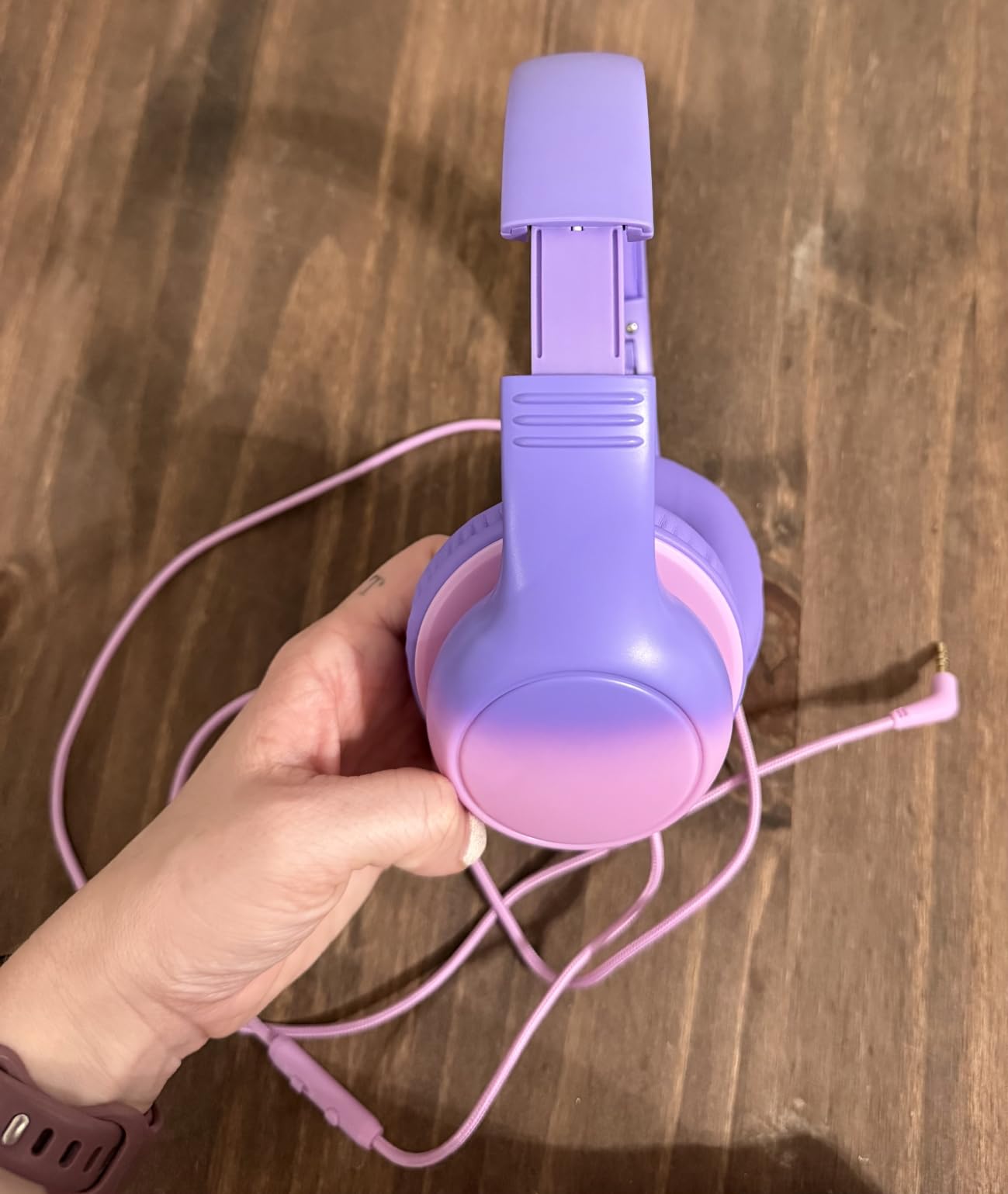 Over Ear Kids Headphones with HD Mic, Safe Volume Limited Wired Headphones for School, Travel, Stereo Sound Headphones with Cord, Foldable 3.5mm Headphones for iPad, Laptop, PC customer photo 2