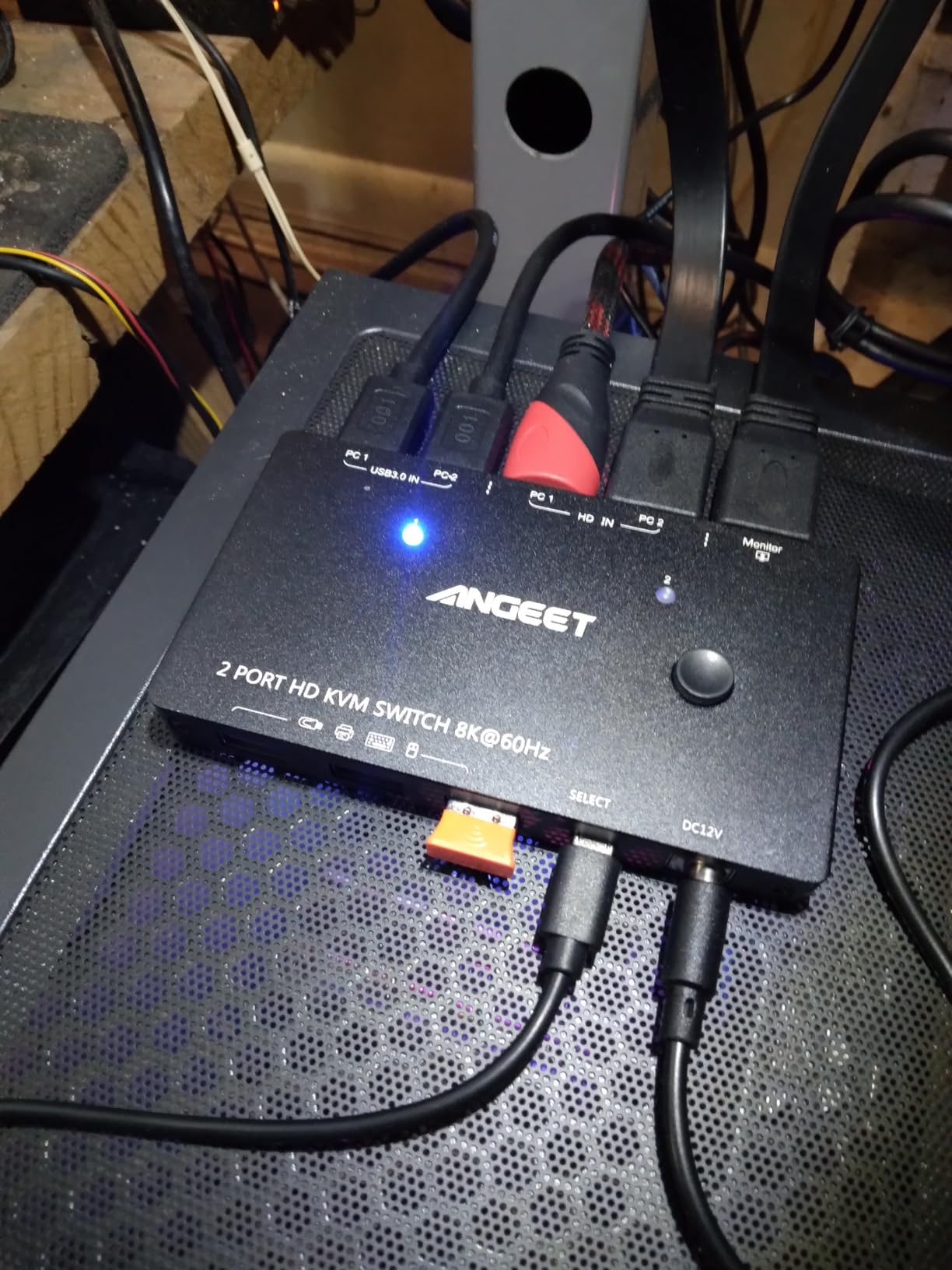 4 Port HDMI KVM Switch 2 Monitors 4 Computers 4K@60Hz EDID Simulation, Dual Monitor KVM Switch with 4 USB 3.0 Ports for USB Peripherals, Audio, RS232, with Wired Remote, 12V Power and 4 USB Cables customer photo 2
