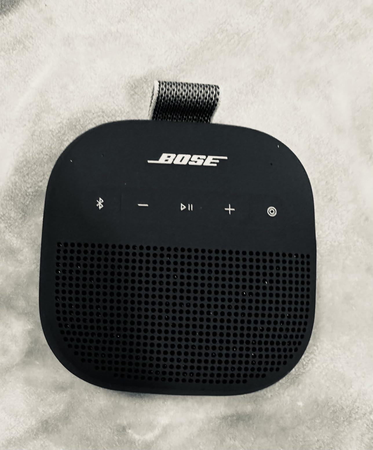 Bose SoundLink Micro Portable Bluetooth Speaker (2nd Gen), Wireless Outdoor Speaker, Up to 12 Hours Battery Life, Waterproof and Dustproof, Sunset Peach customer photo 2