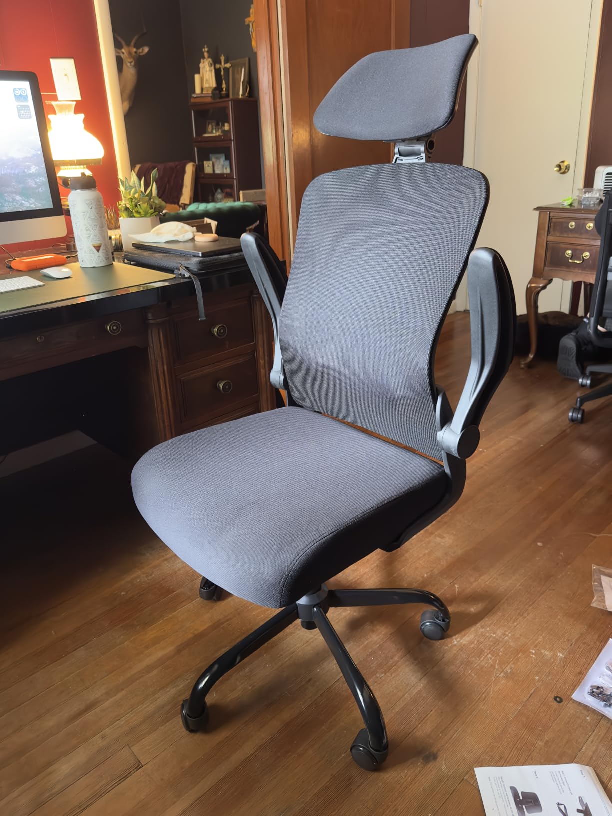 Mimoglad Office Chair, High Back Ergonomic Desk Chair with Adjustable Lumbar Support and Headrest, with flip-up Armrests for Guitar Playing, 5 Years Warranty (Modern, Black(Black Frame)) customer photo 2