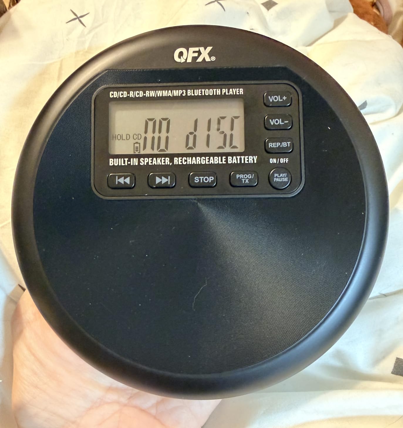QFX Portable CD Player with Bluetooth and Built-in Speaker, RETRO-30 | 8-Hour Battery, Anti-Shock, Plays CD/CD-R/MP3-CD, Rechargeable Disc Player for Home and Travel, Earphones Included customer photo 1