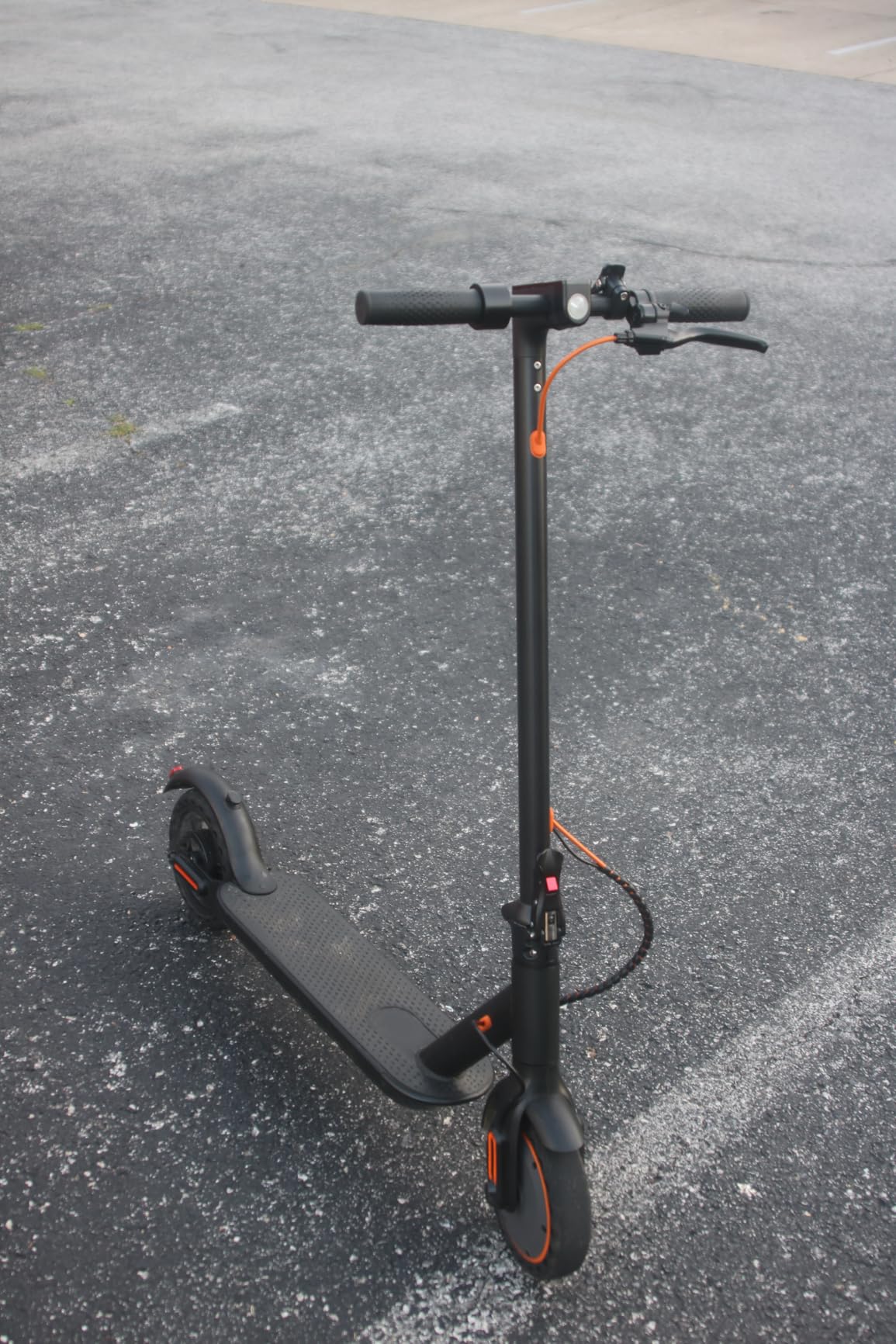 VOLPAM 10 Inches 500W Adult Electric Scooter with Dual Suspensions, Max 25Miles Long Range & 19 MPH Top Speed, Folding E Scooter Choice customer photo 1