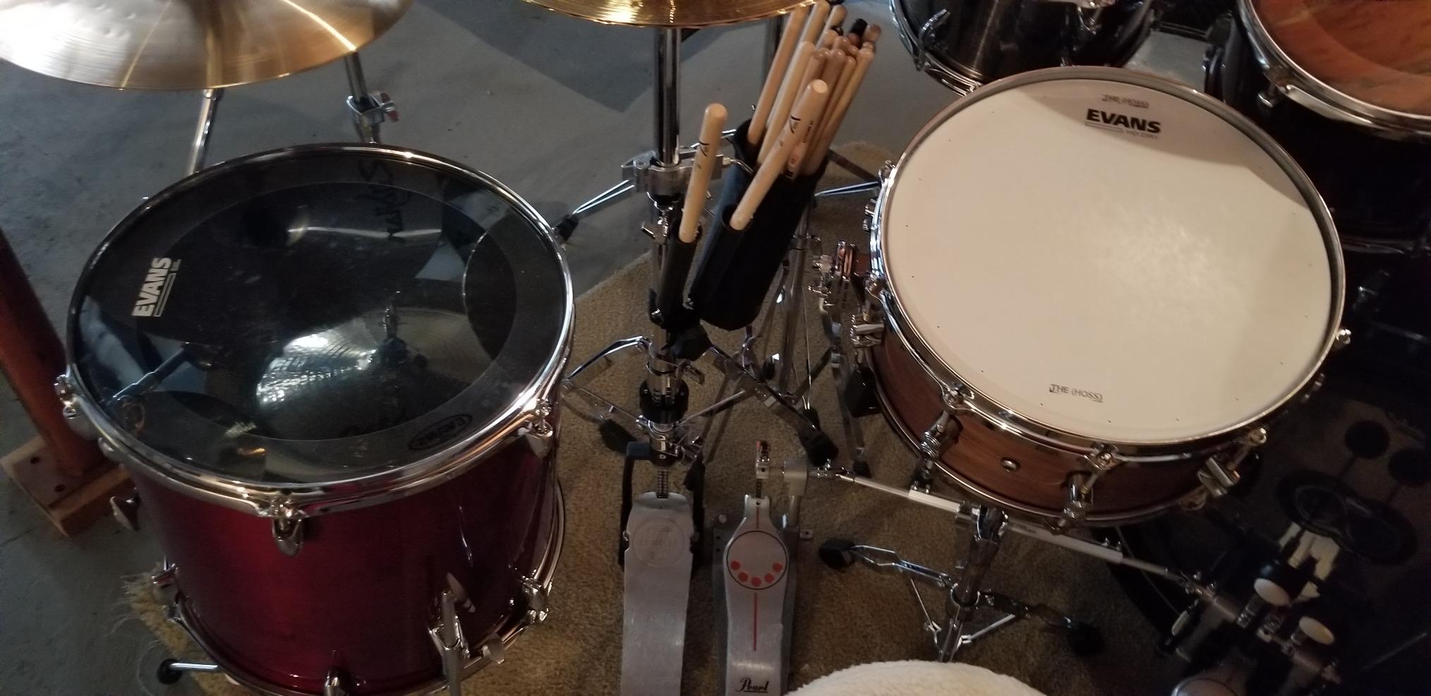 Evans Genera HD Dry Snare Drum Head - 14 Snare Drum Head - Featuring Vent Holes to Control Sustain & Tighten Sound - Overtone Control - Coated with 2 Plies - 14 Inch customer photo 1