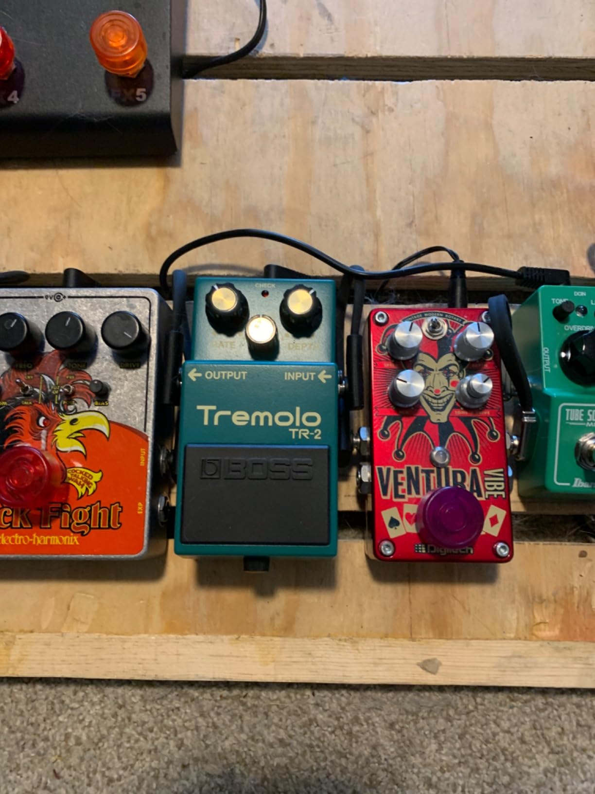 BOSS TR-2 Tremolo Guitar Pedal customer photo 1