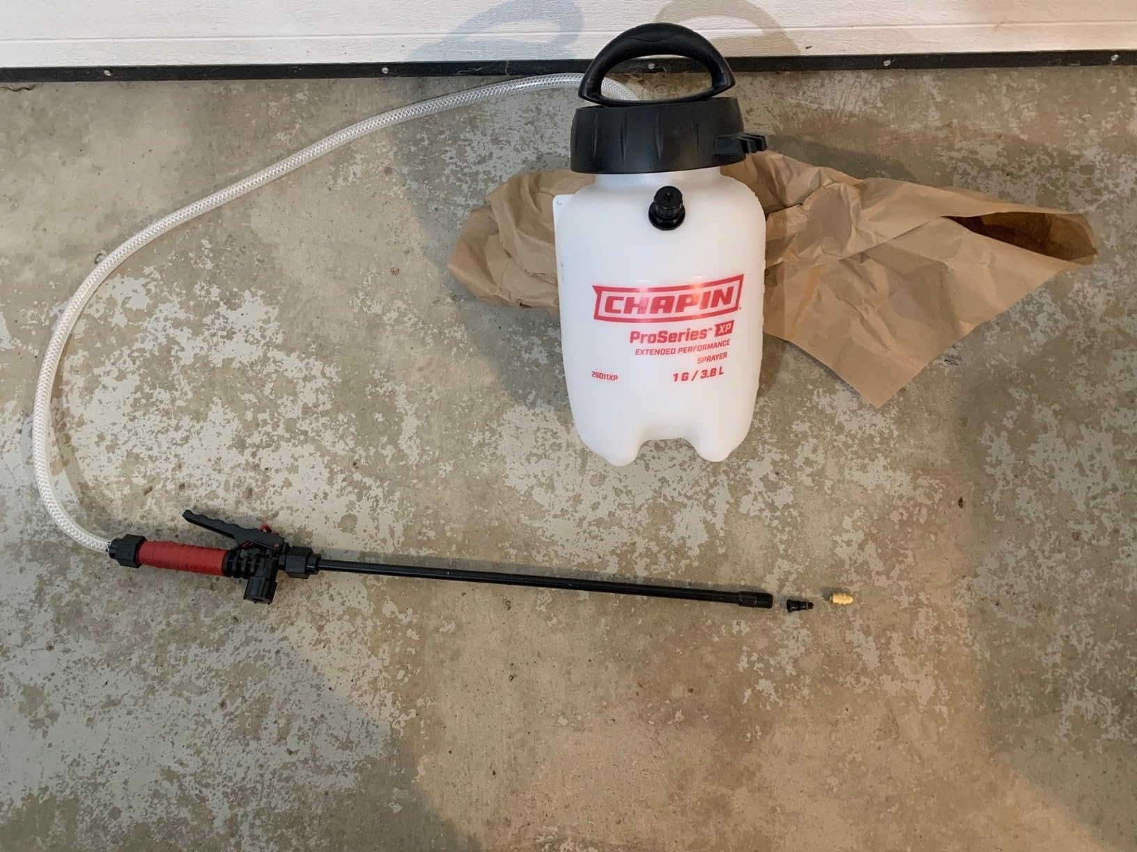 CHAPIN 26021XP ProSeries 2-Gallon Heavy-Duty Compression Sprayer customer photo 1