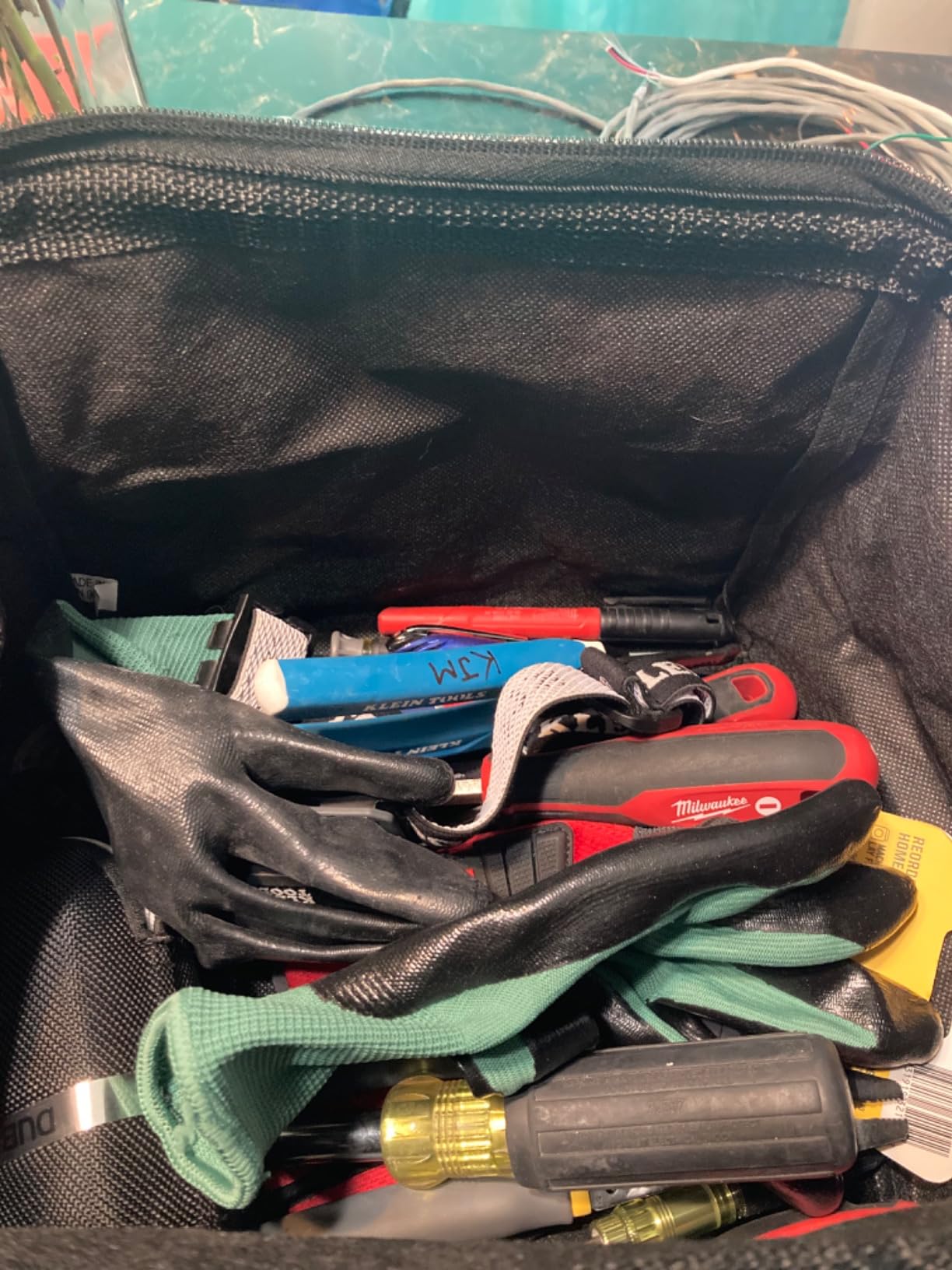 Milwaukee 17 Inch Heavy Duty Canvas Tool Bag with 6 Interior Pockets, Reinforced Bottom, and Strap Ring (Shoulder Strap Not Included) customer photo 1